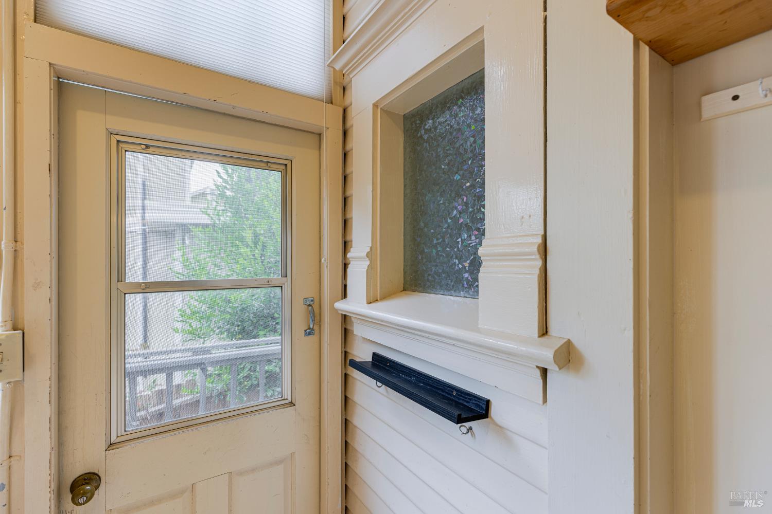 342 Keller St