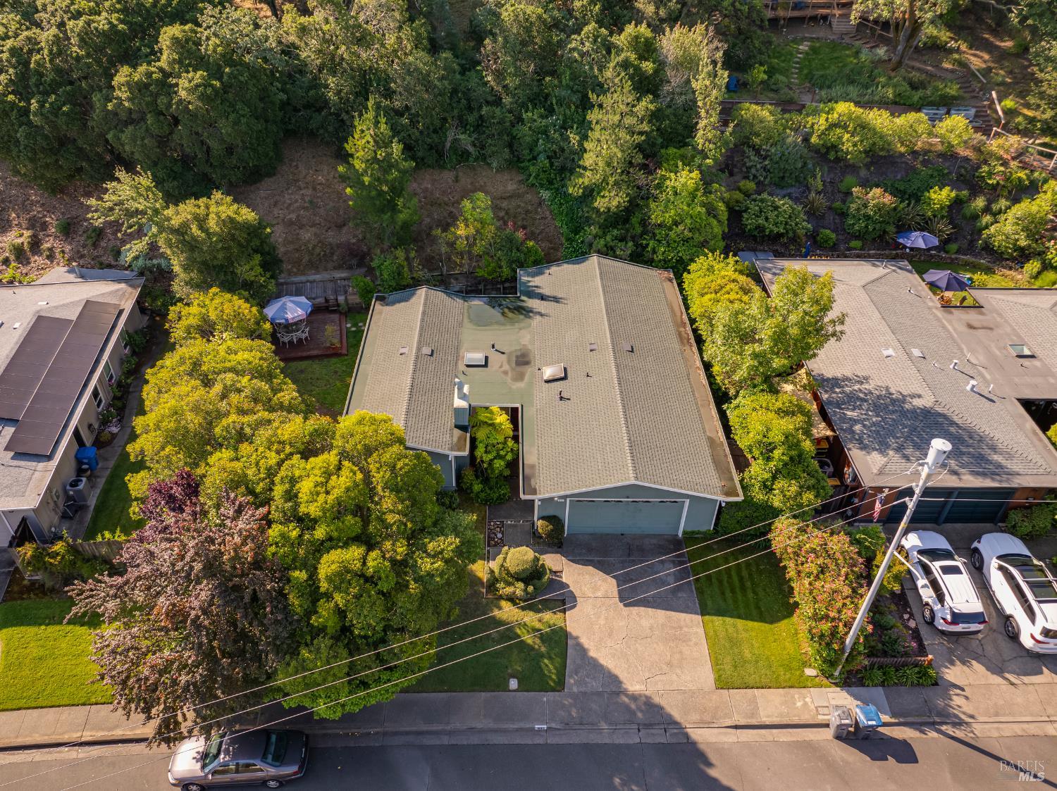 695 Sunset Parkway
