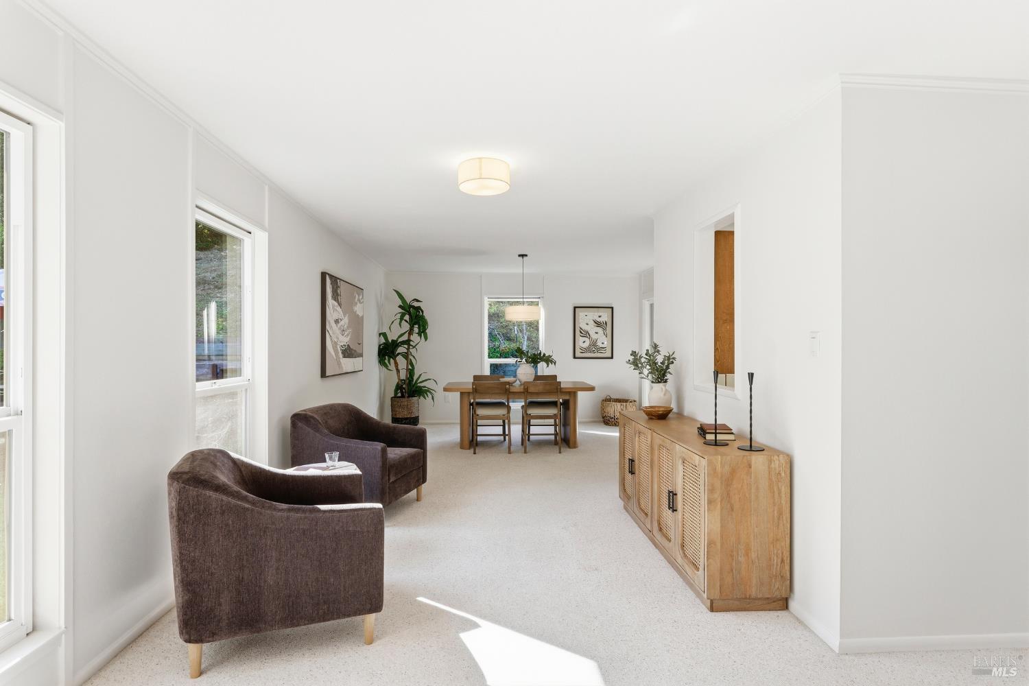 695 Sunset Parkway