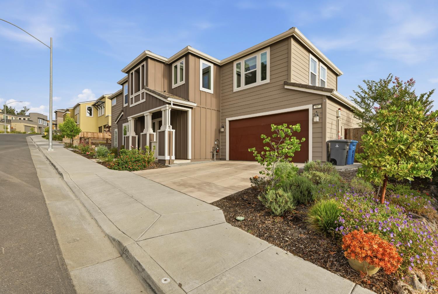 547 Sapphire Street