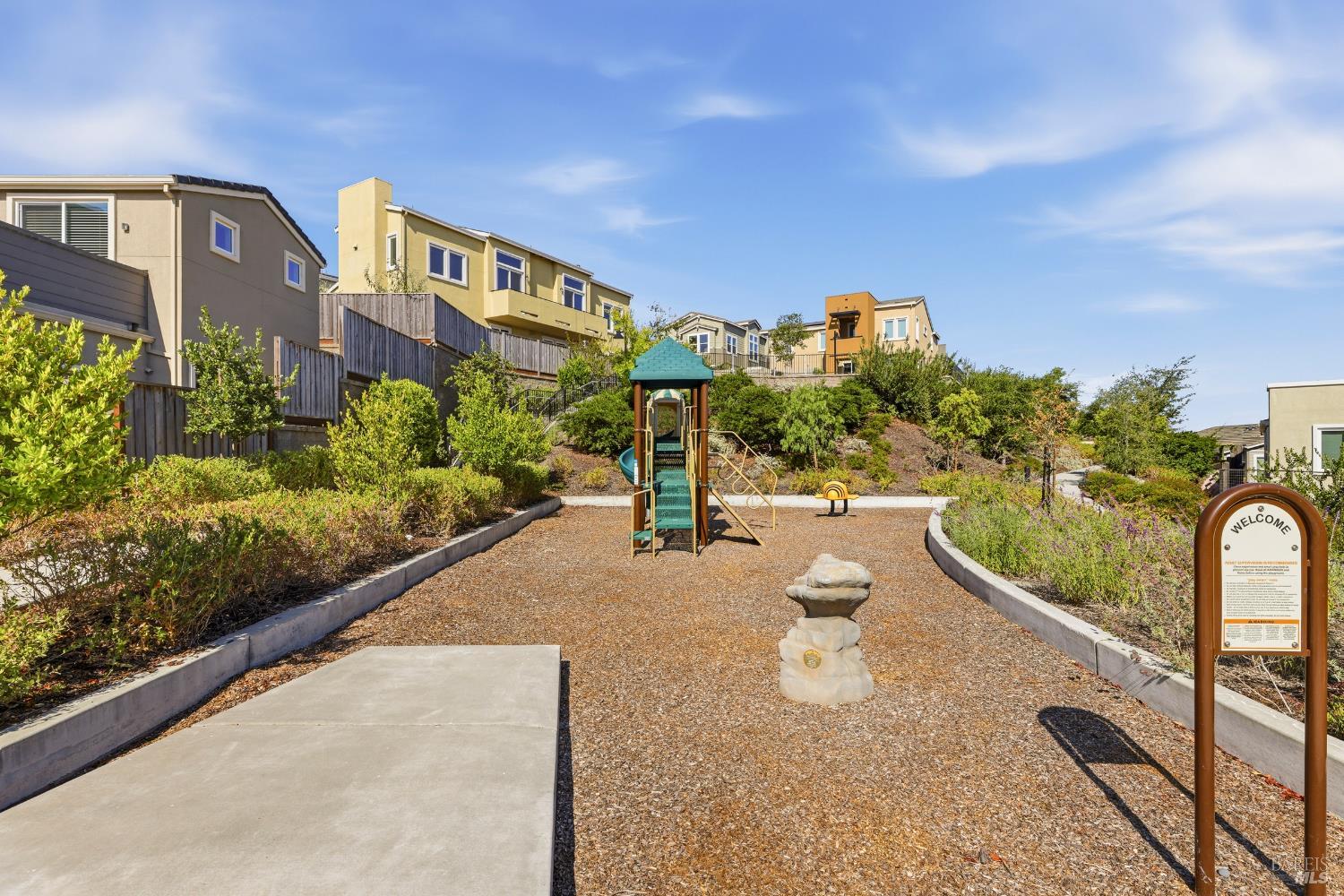 547 Sapphire Street