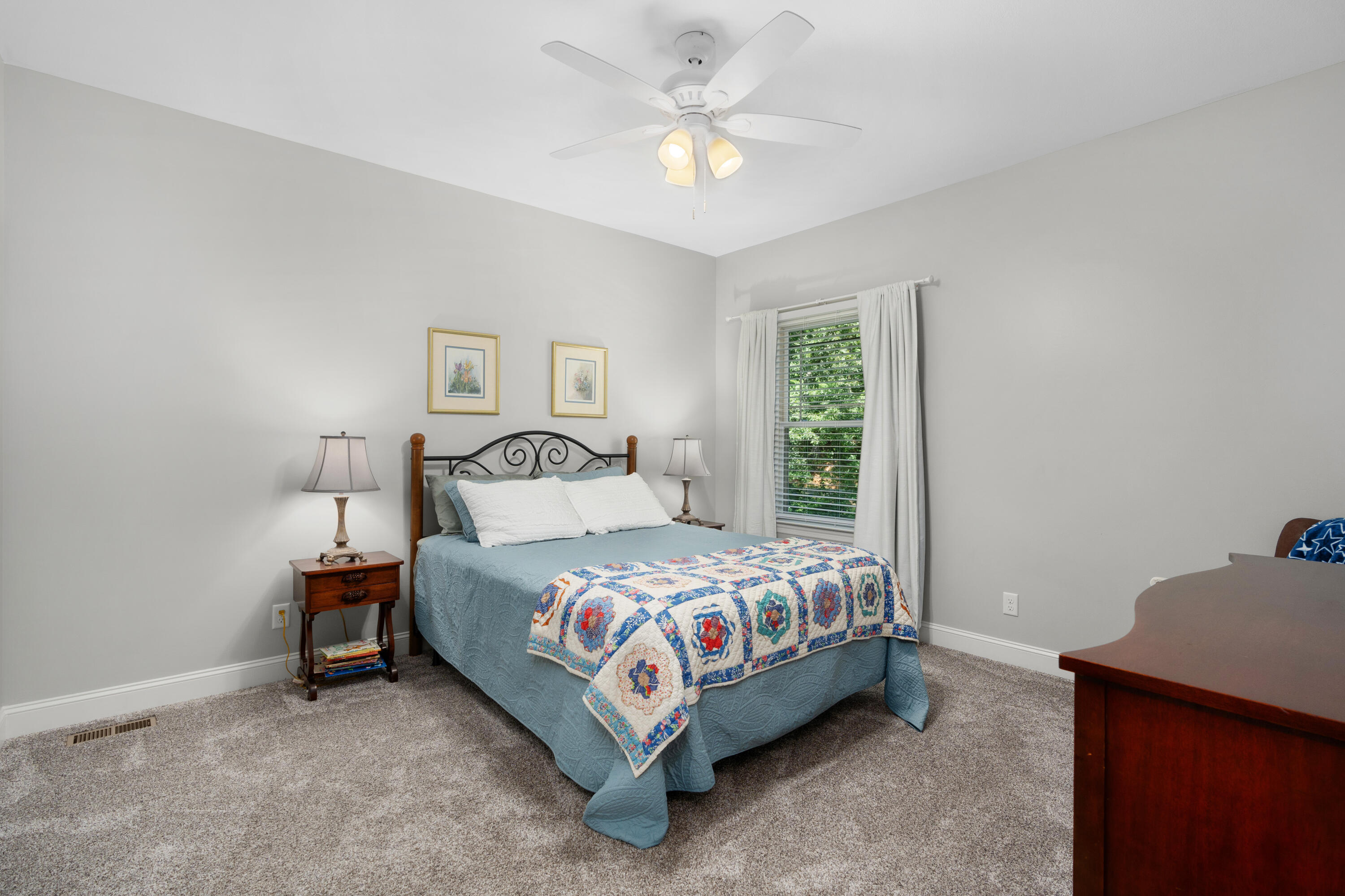 576 Canyon Edge Lane
