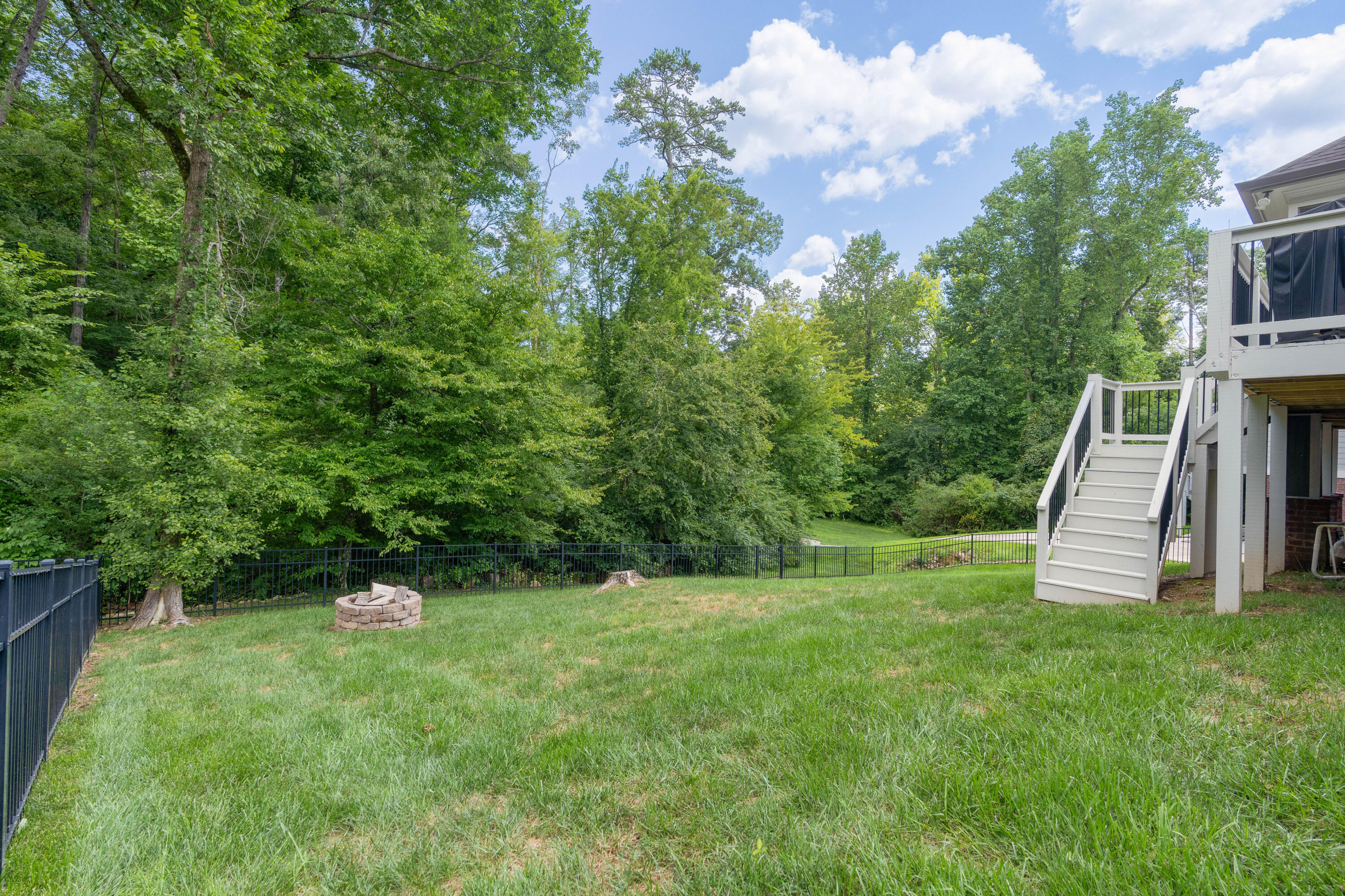 576 Canyon Edge Lane