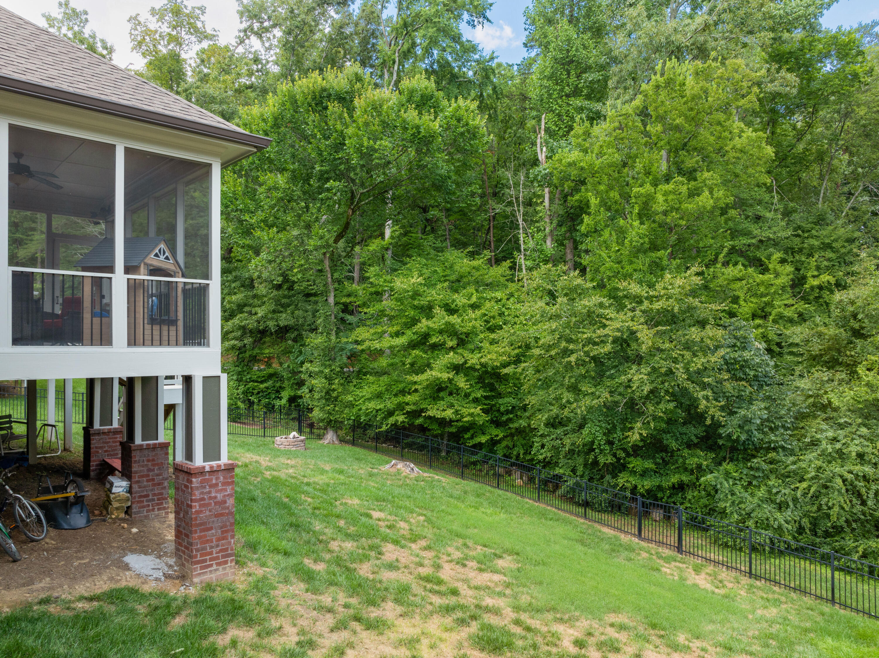576 Canyon Edge Lane