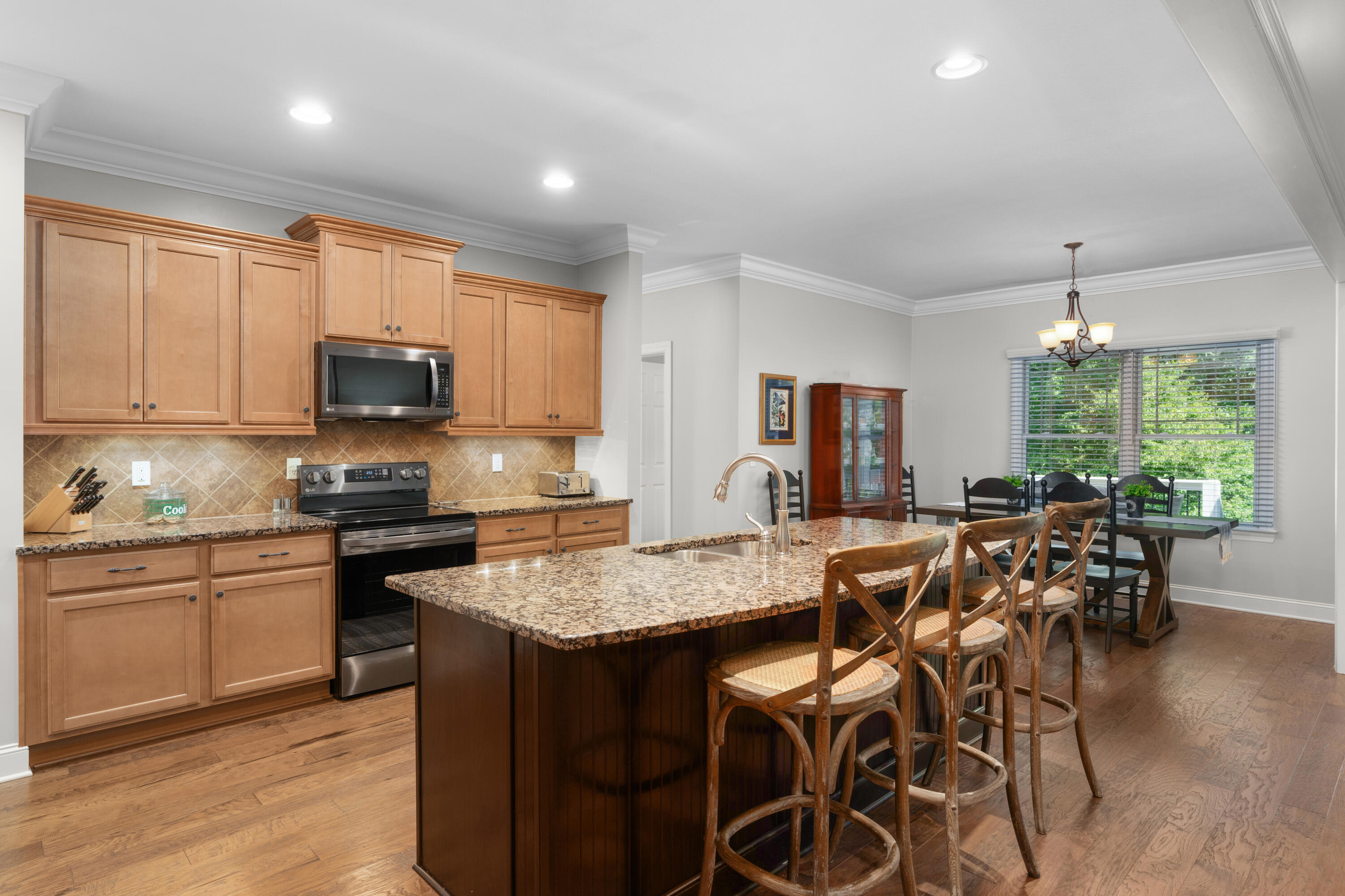 576 Canyon Edge Lane