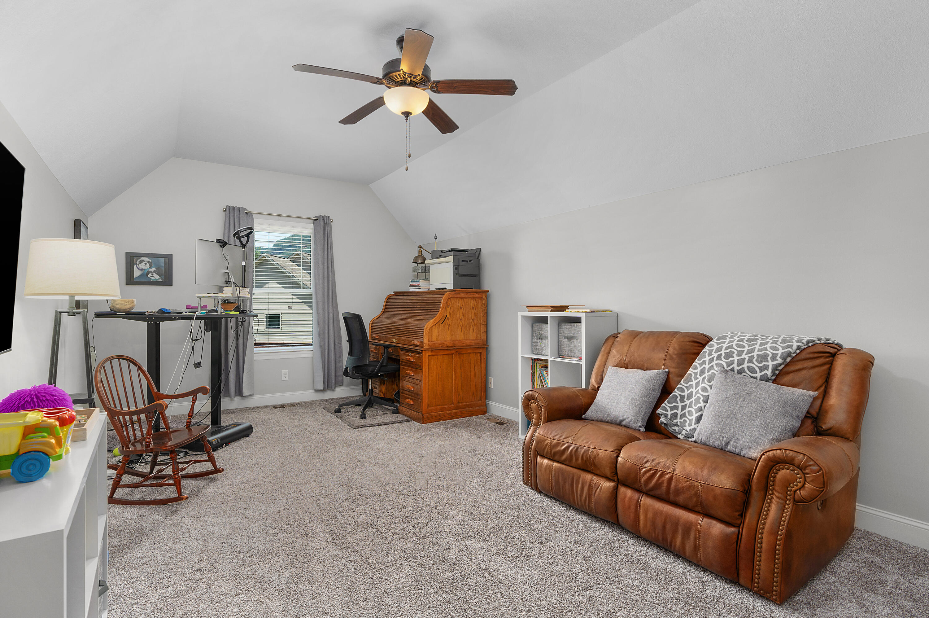 576 Canyon Edge Lane