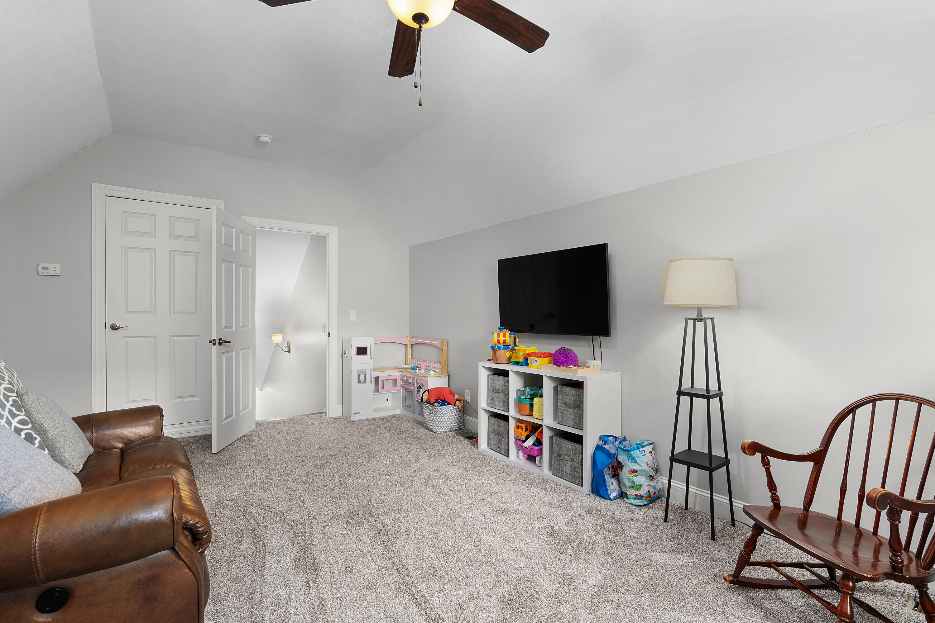 576 Canyon Edge Lane