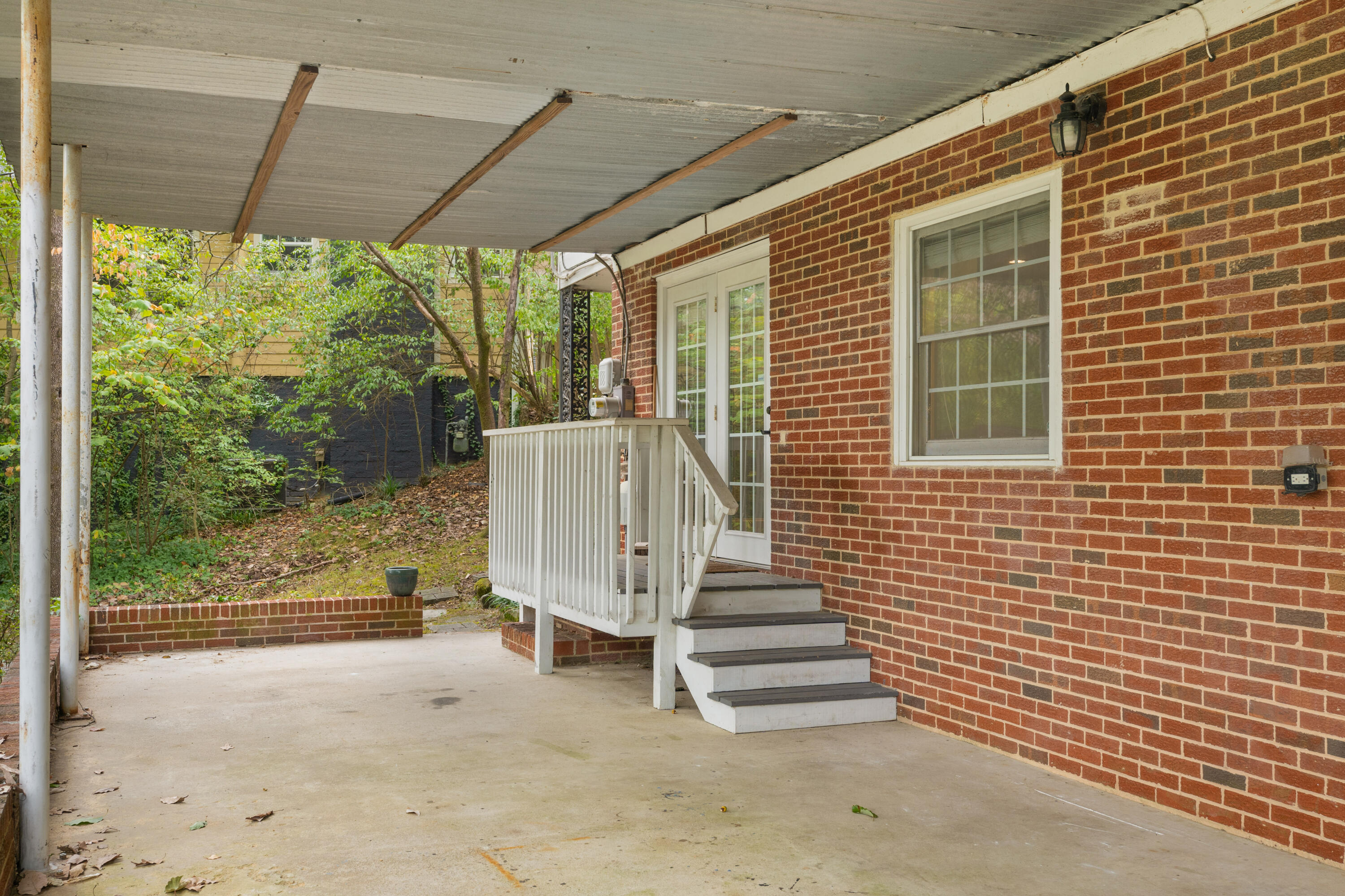1238 Highland Drive