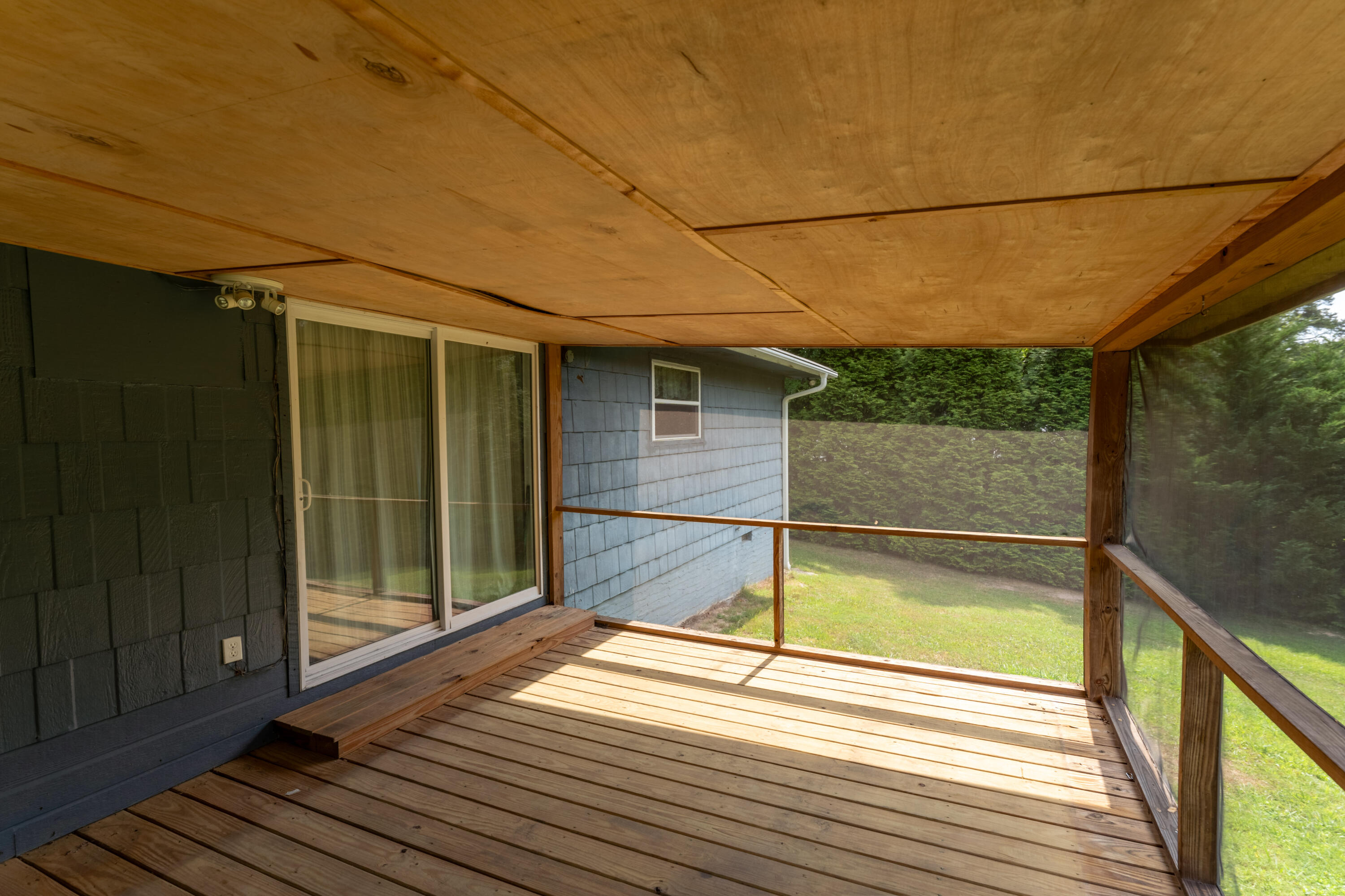 2164 Berry Lane