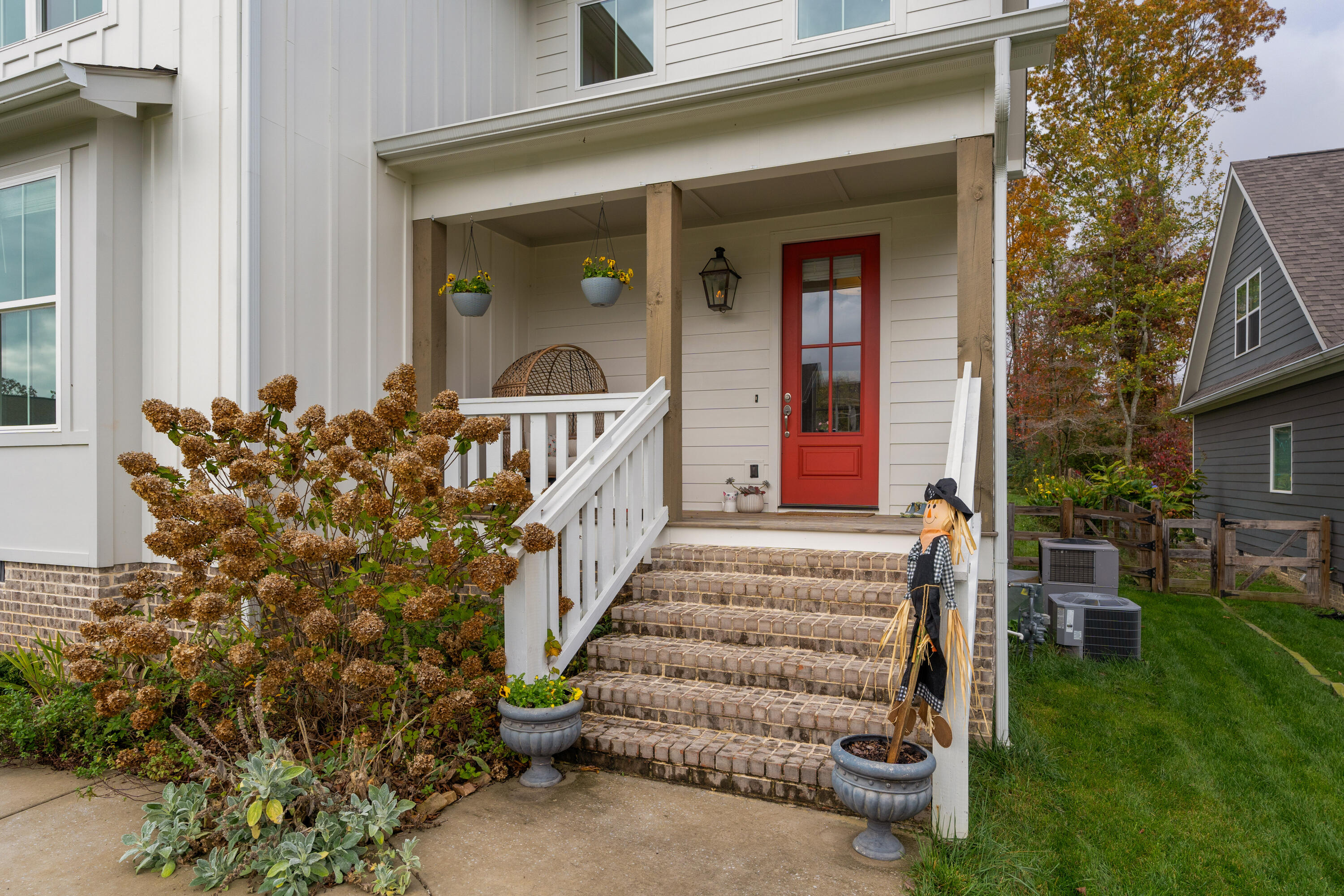 2831 Signal Farms Lane, 10