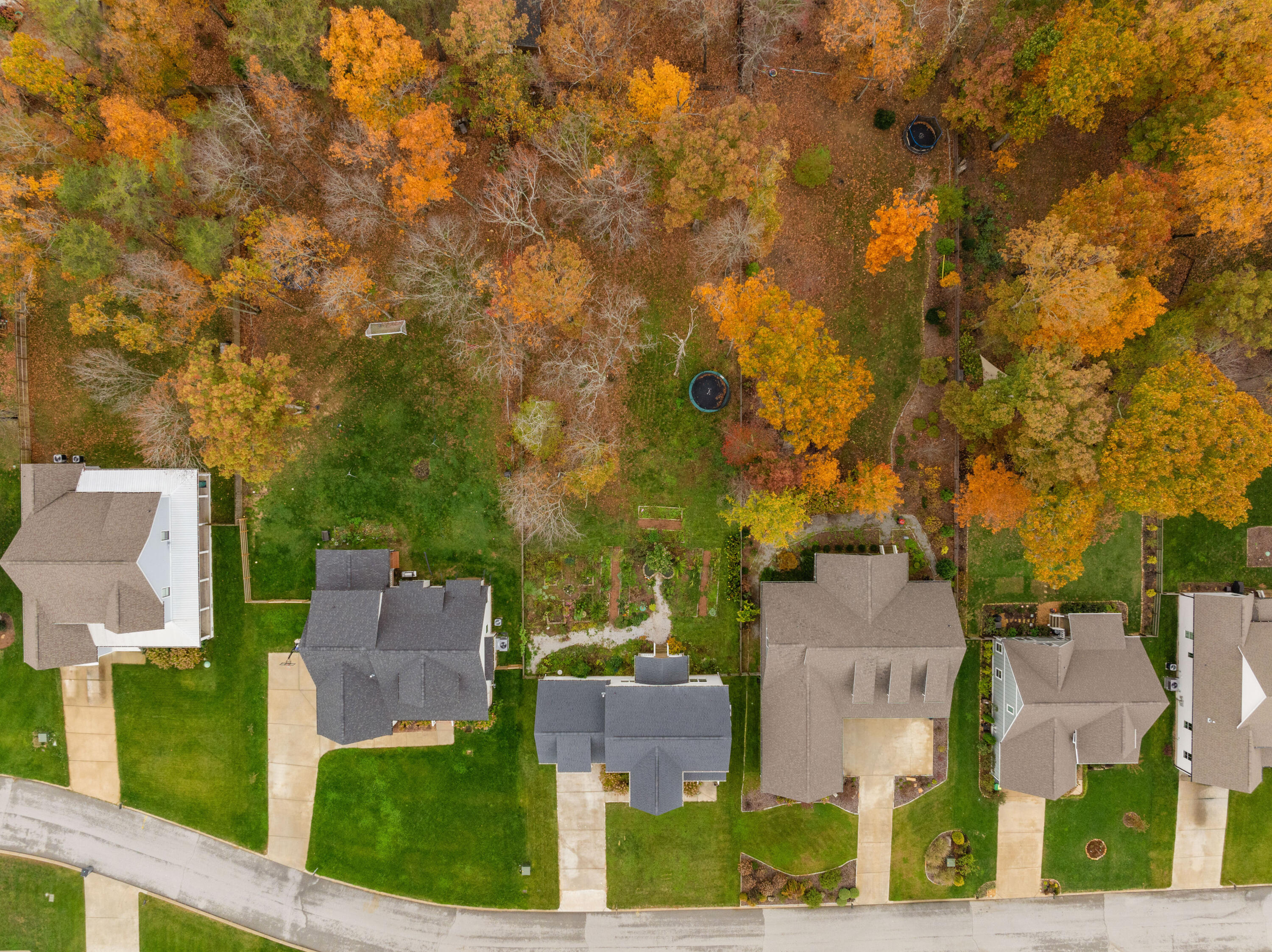 2831 Signal Farms Lane, 10