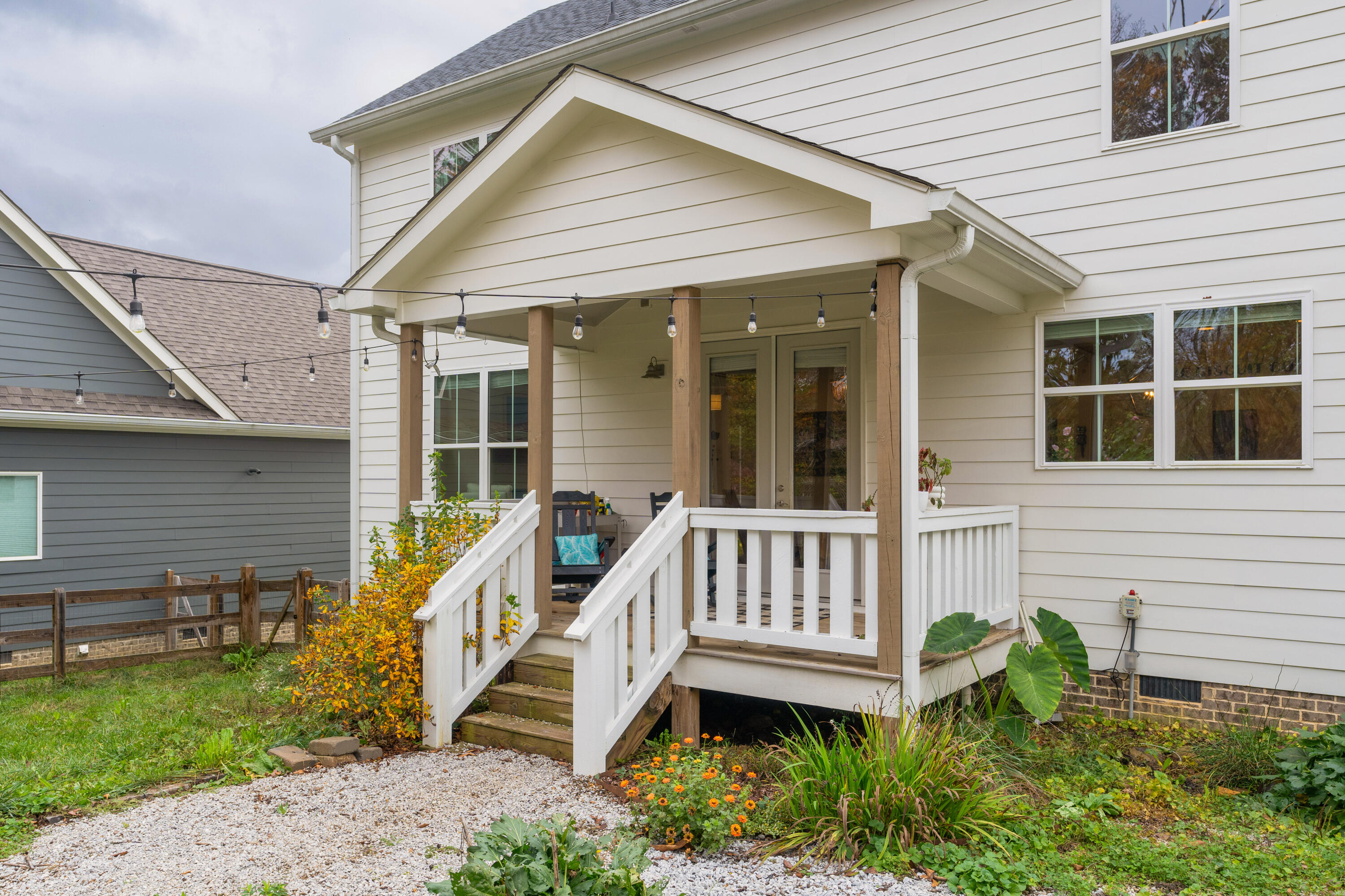 2831 Signal Farms Lane, 10