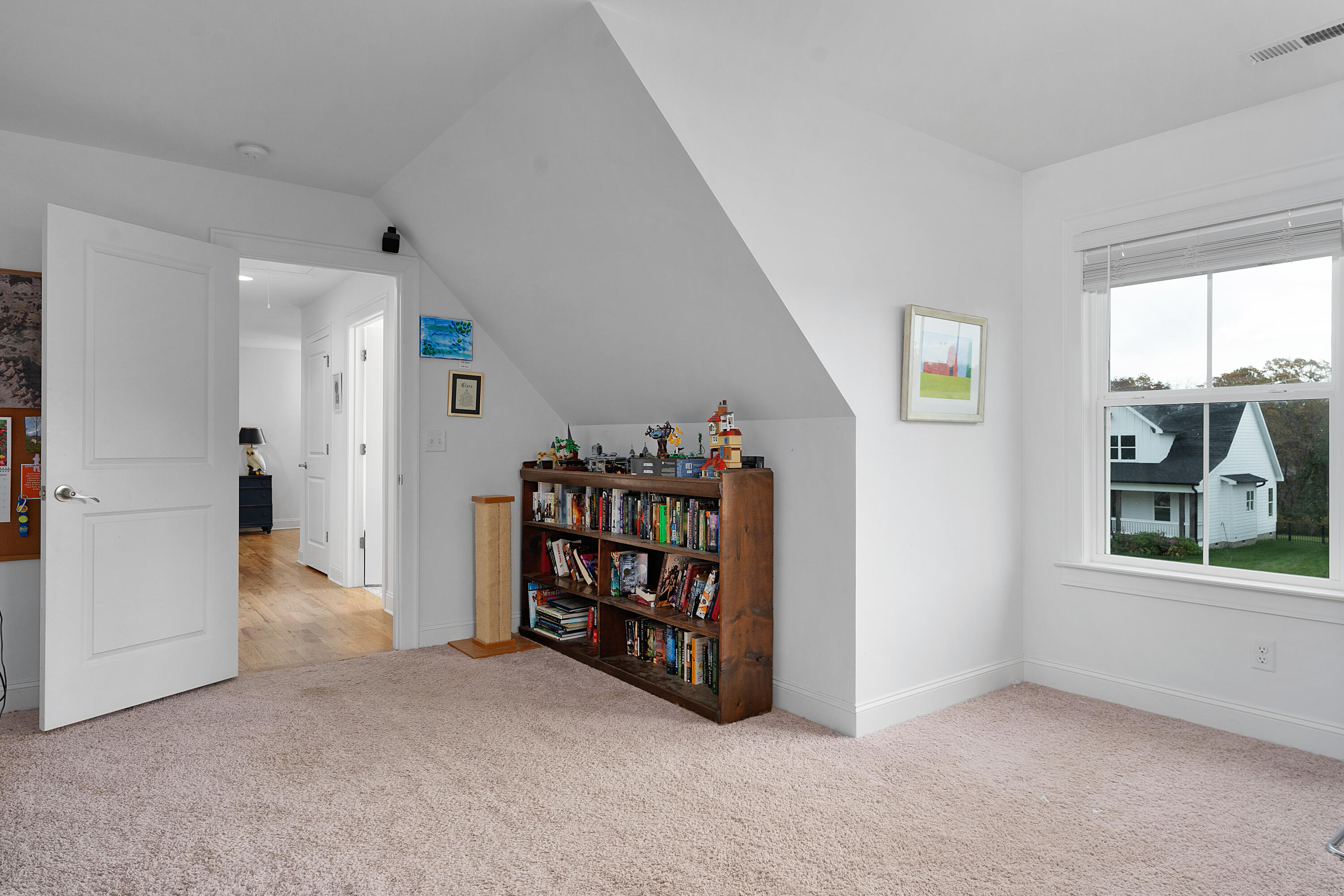 2831 Signal Farms Lane, 10