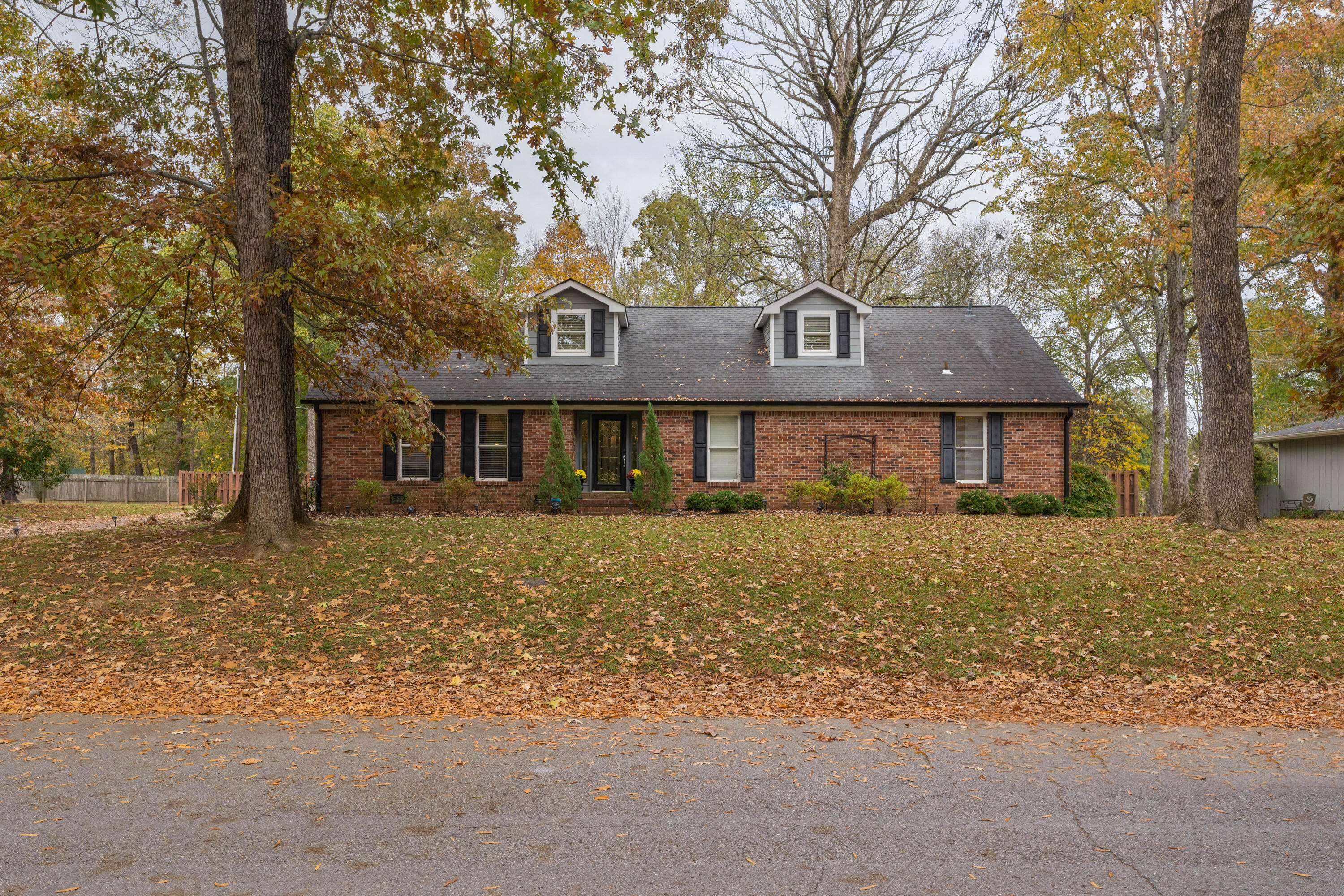 407 Valleybrook Road