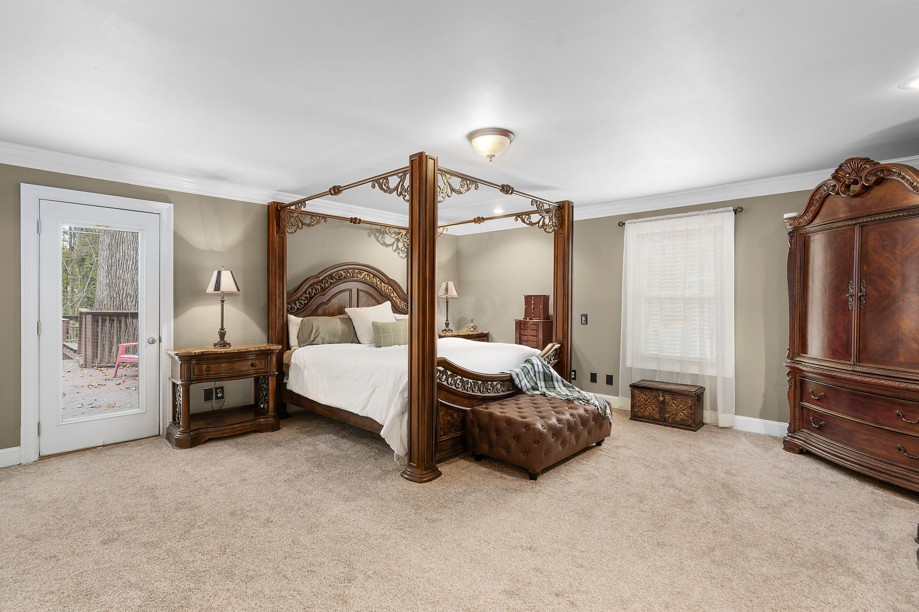 407 Valleybrook Road