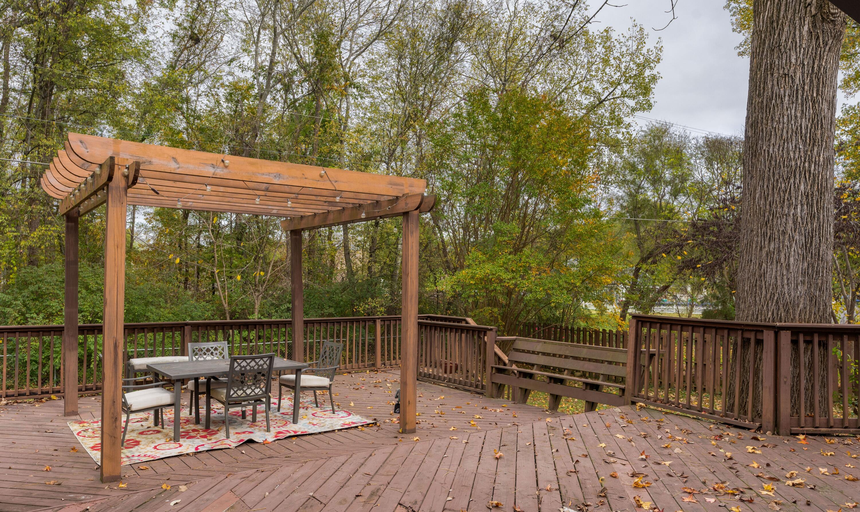 407 Valleybrook Road