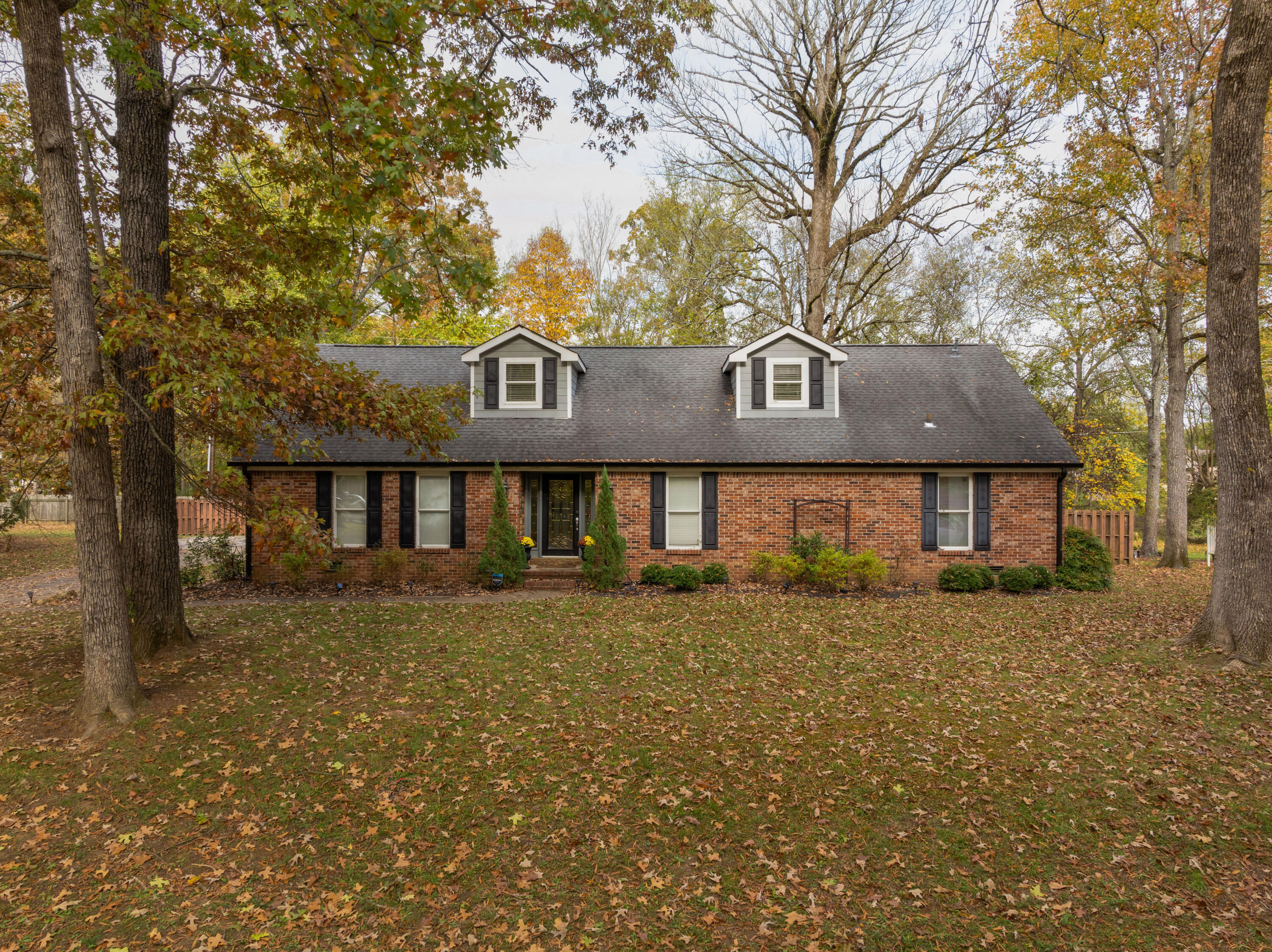 407 Valleybrook Road
