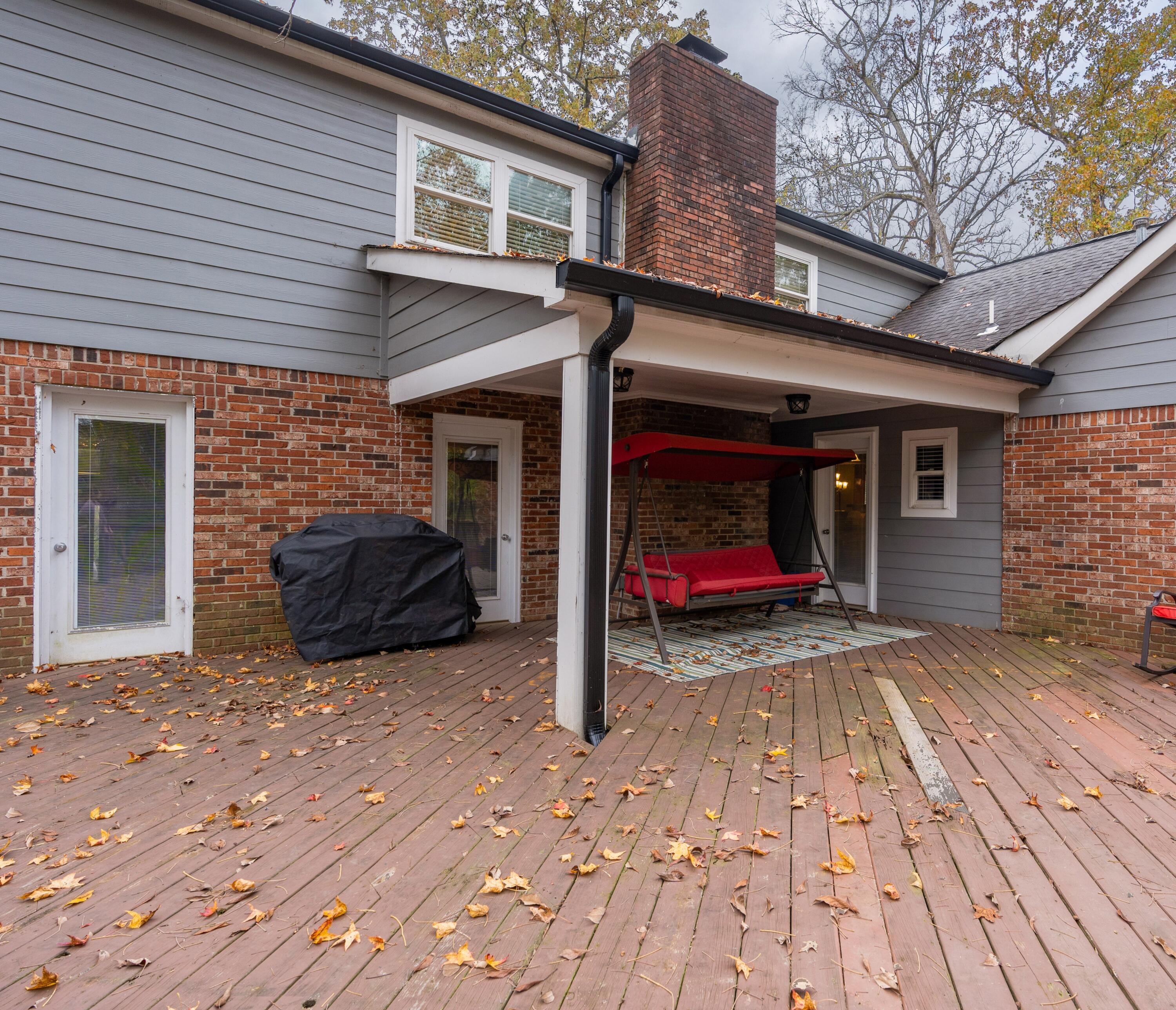 407 Valleybrook Road