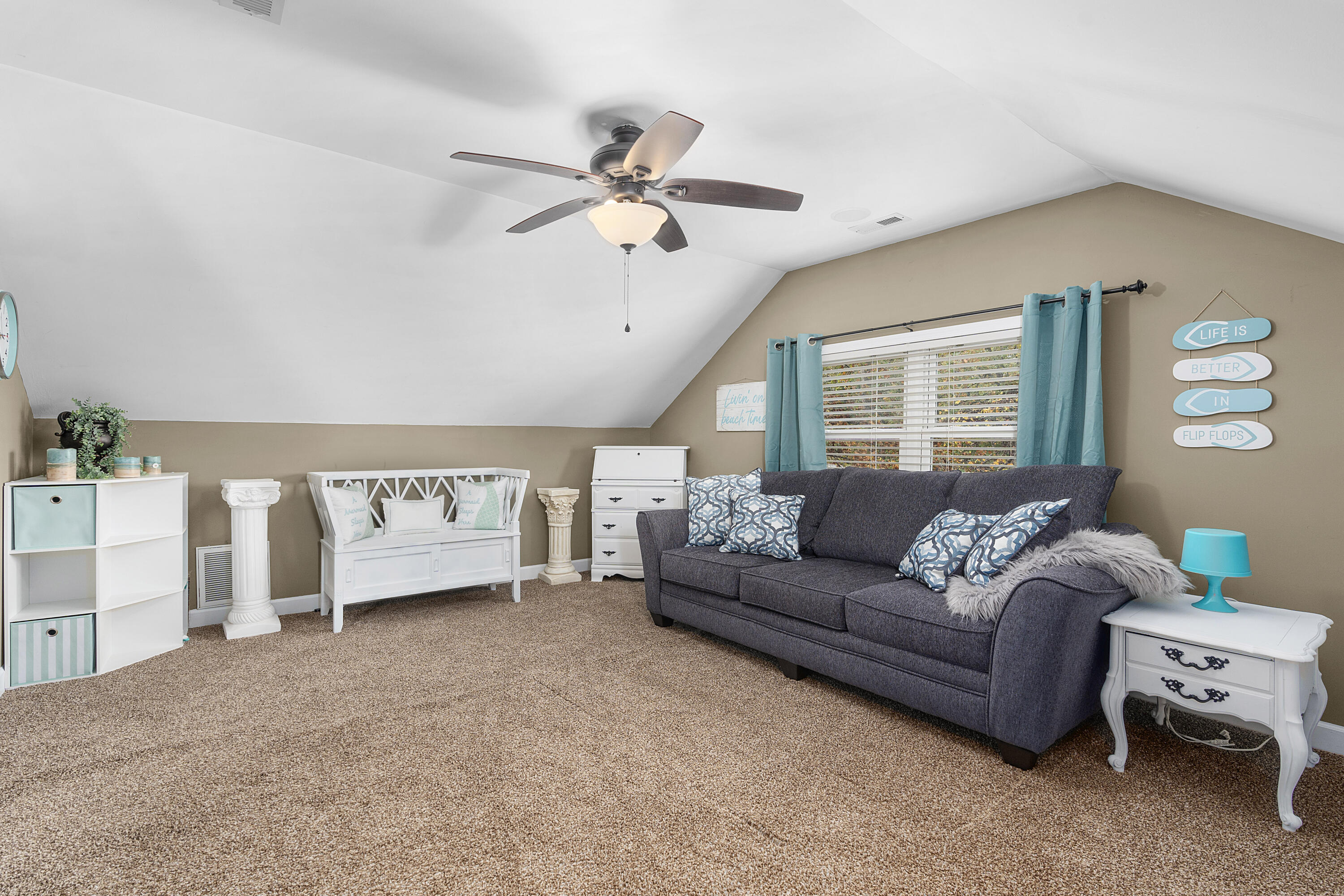 407 Valleybrook Road