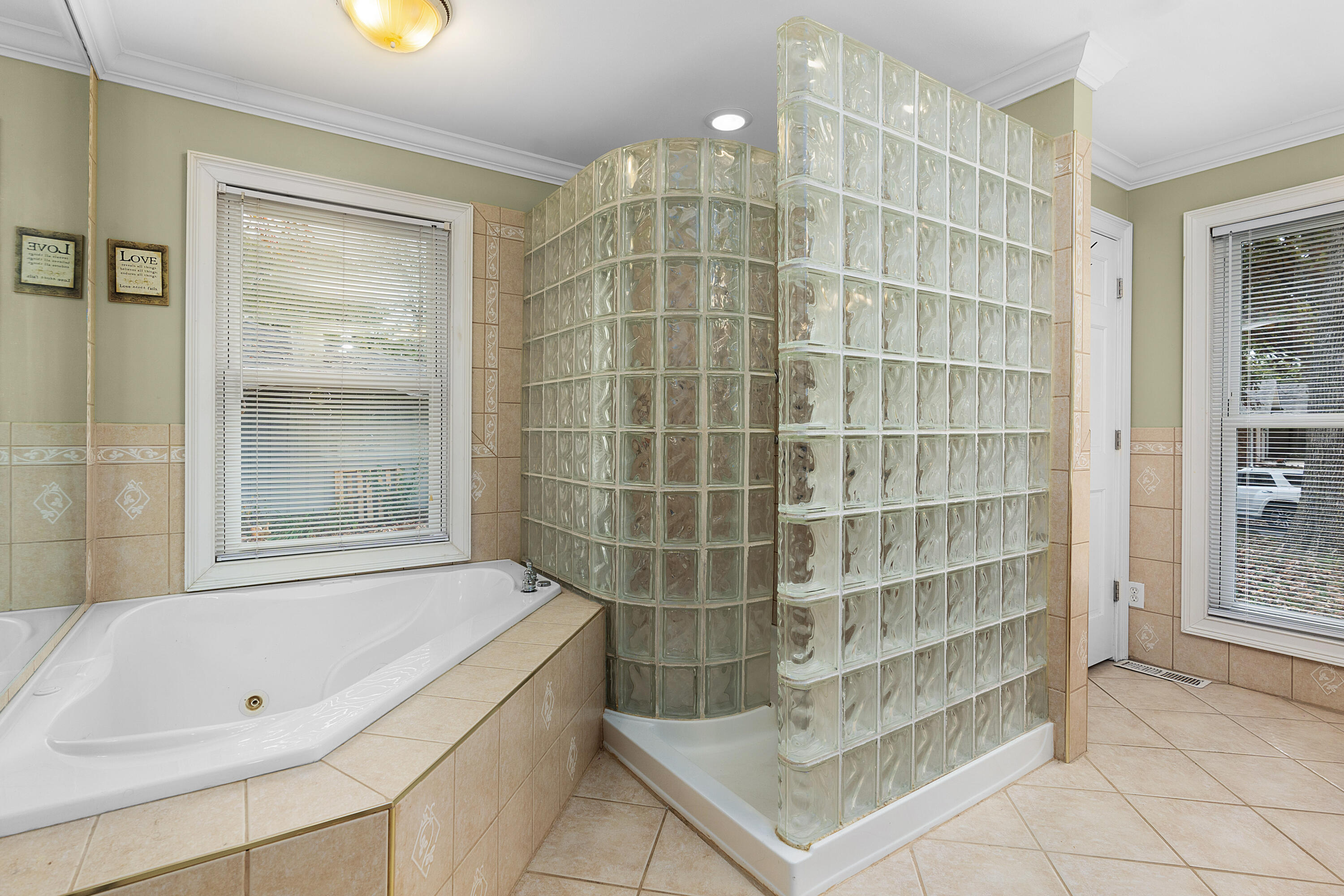 407 Valleybrook Road