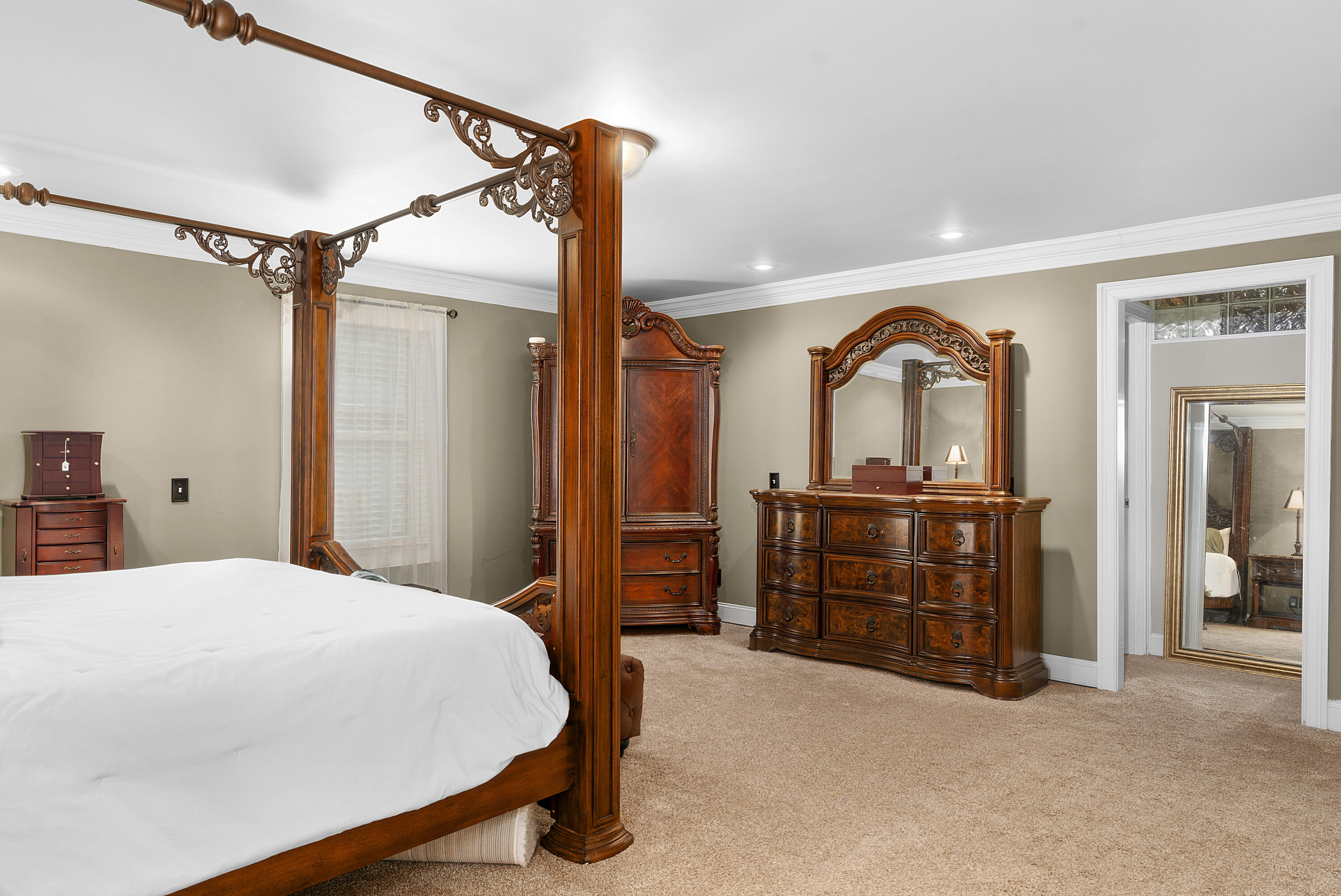 407 Valleybrook Road