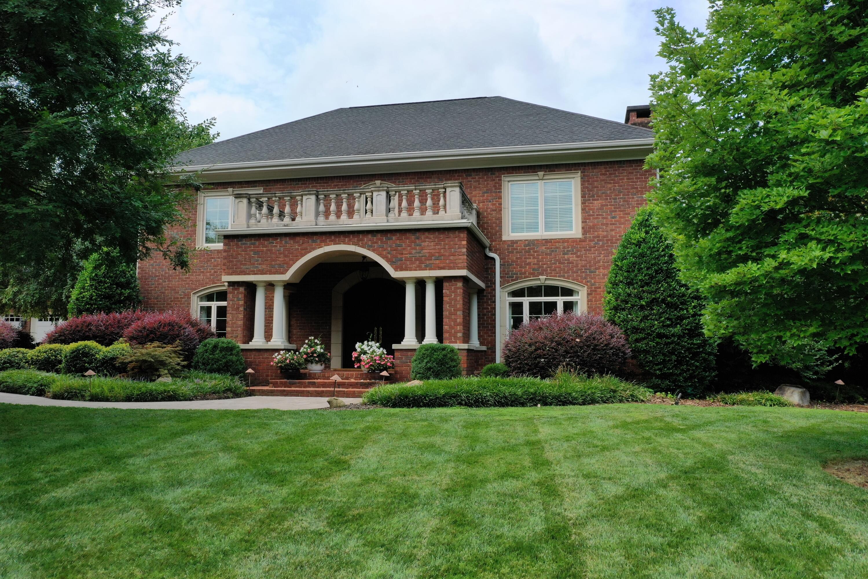 1508 Lyndhurst Drive