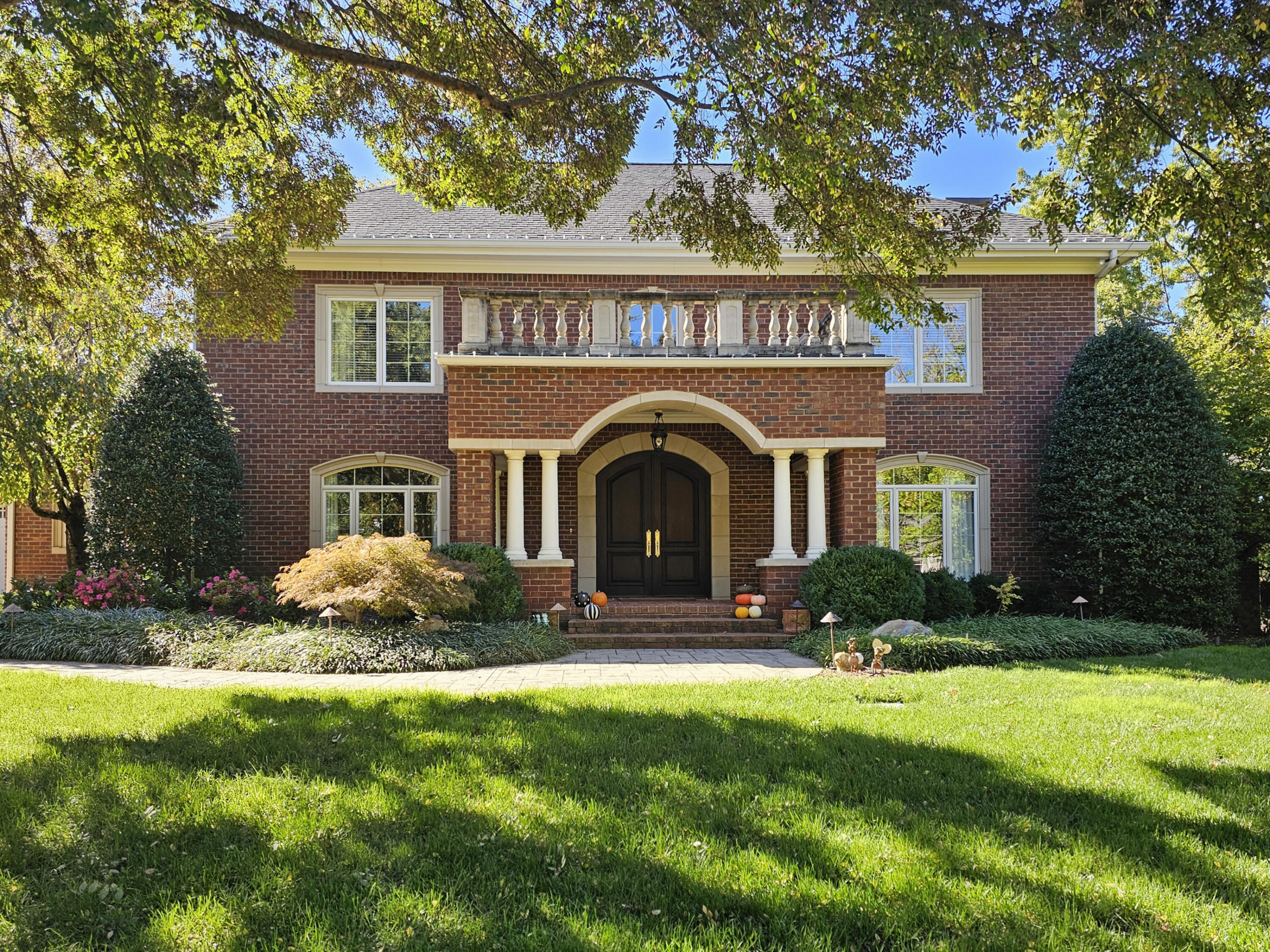 1508 Lyndhurst Drive