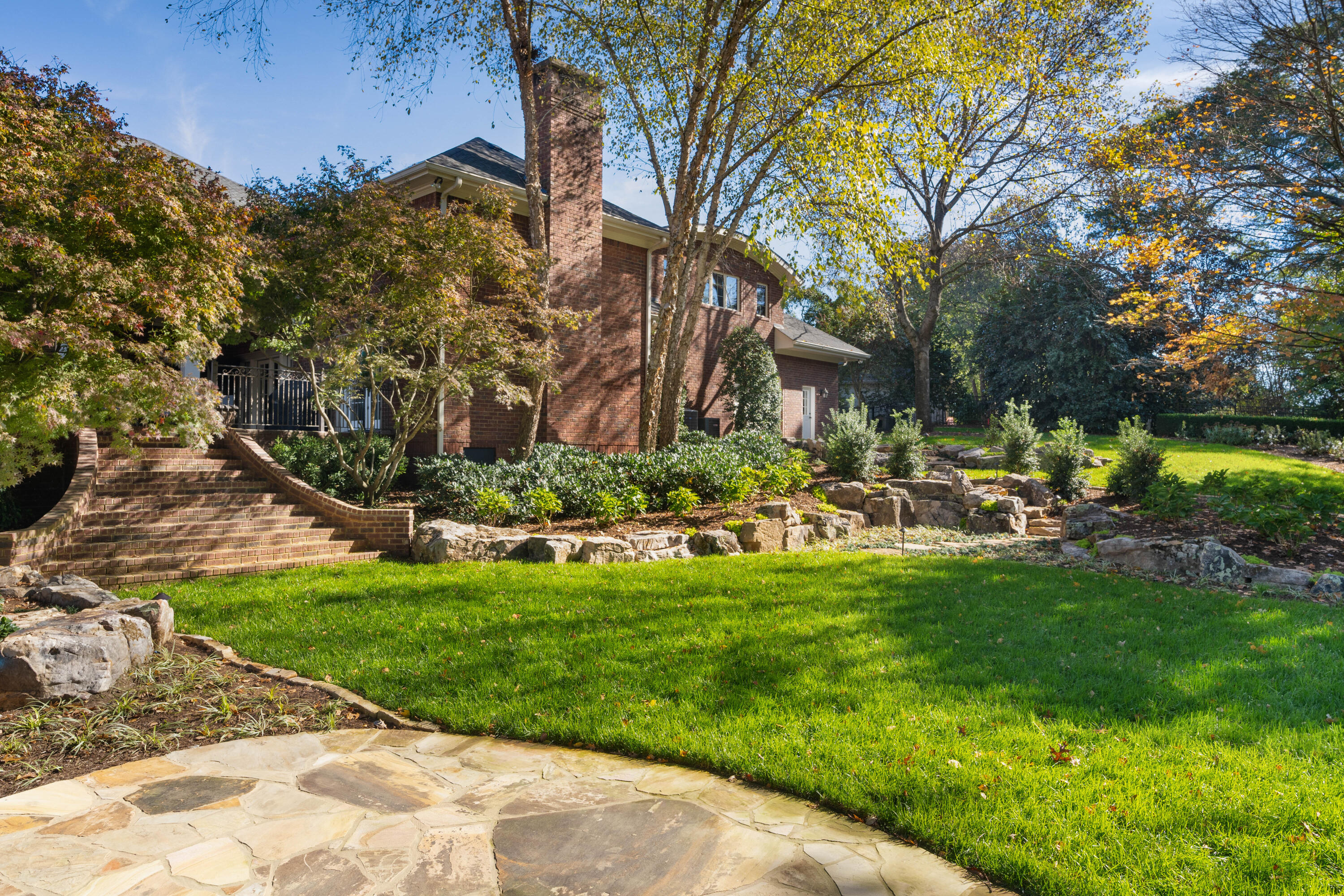 1508 Lyndhurst Drive