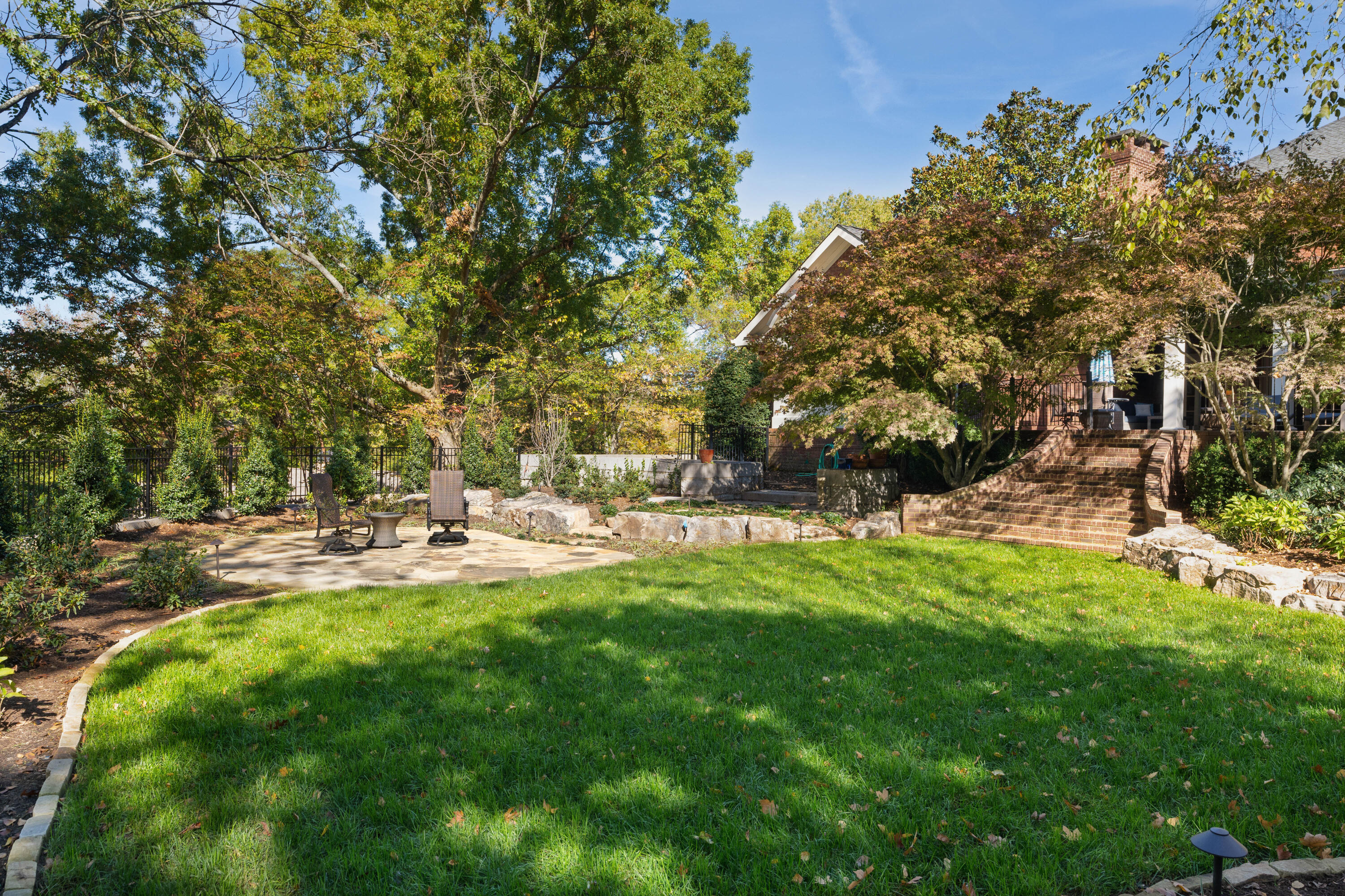 1508 Lyndhurst Drive