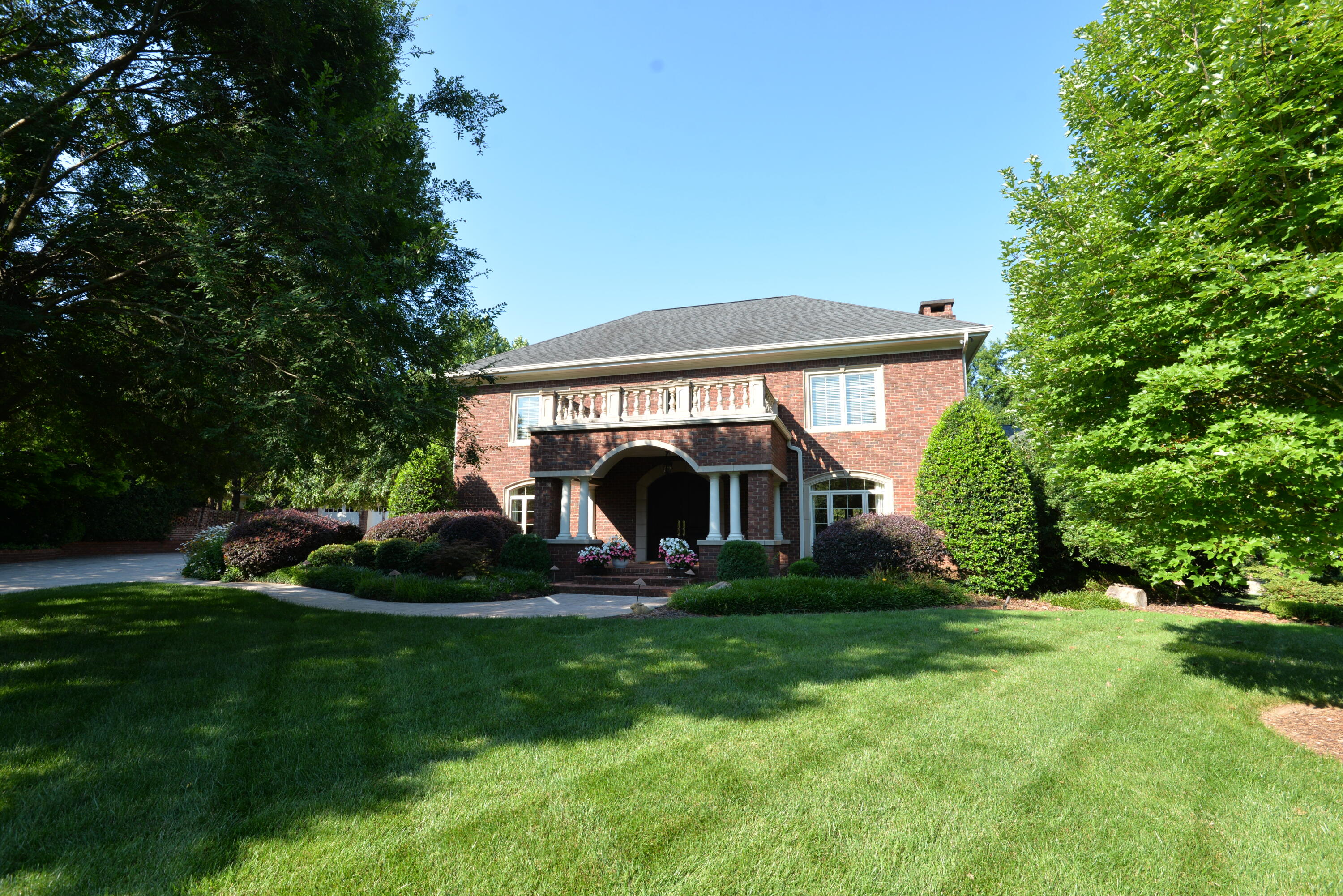 1508 Lyndhurst Drive