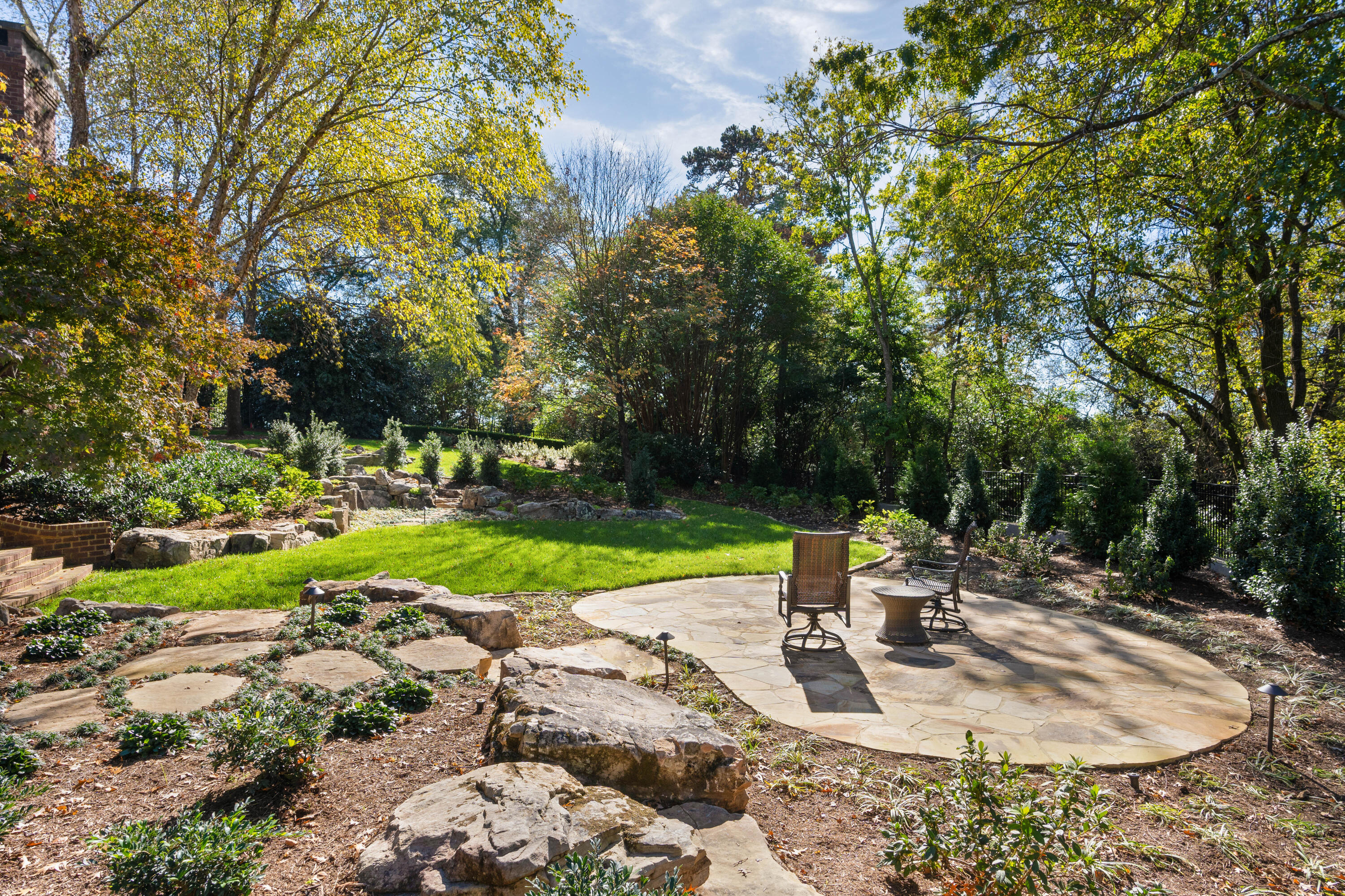1508 Lyndhurst Drive