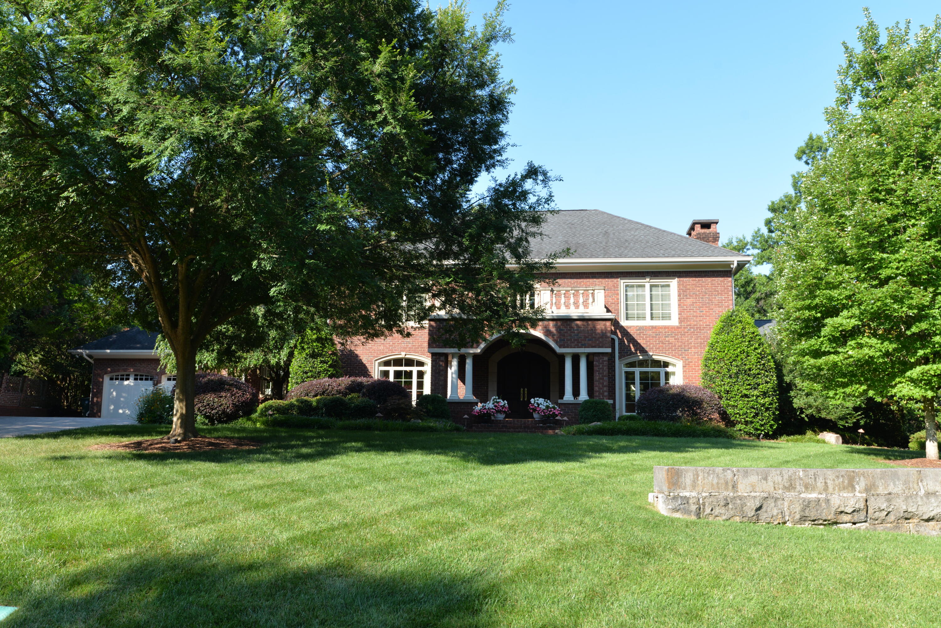 1508 Lyndhurst Drive
