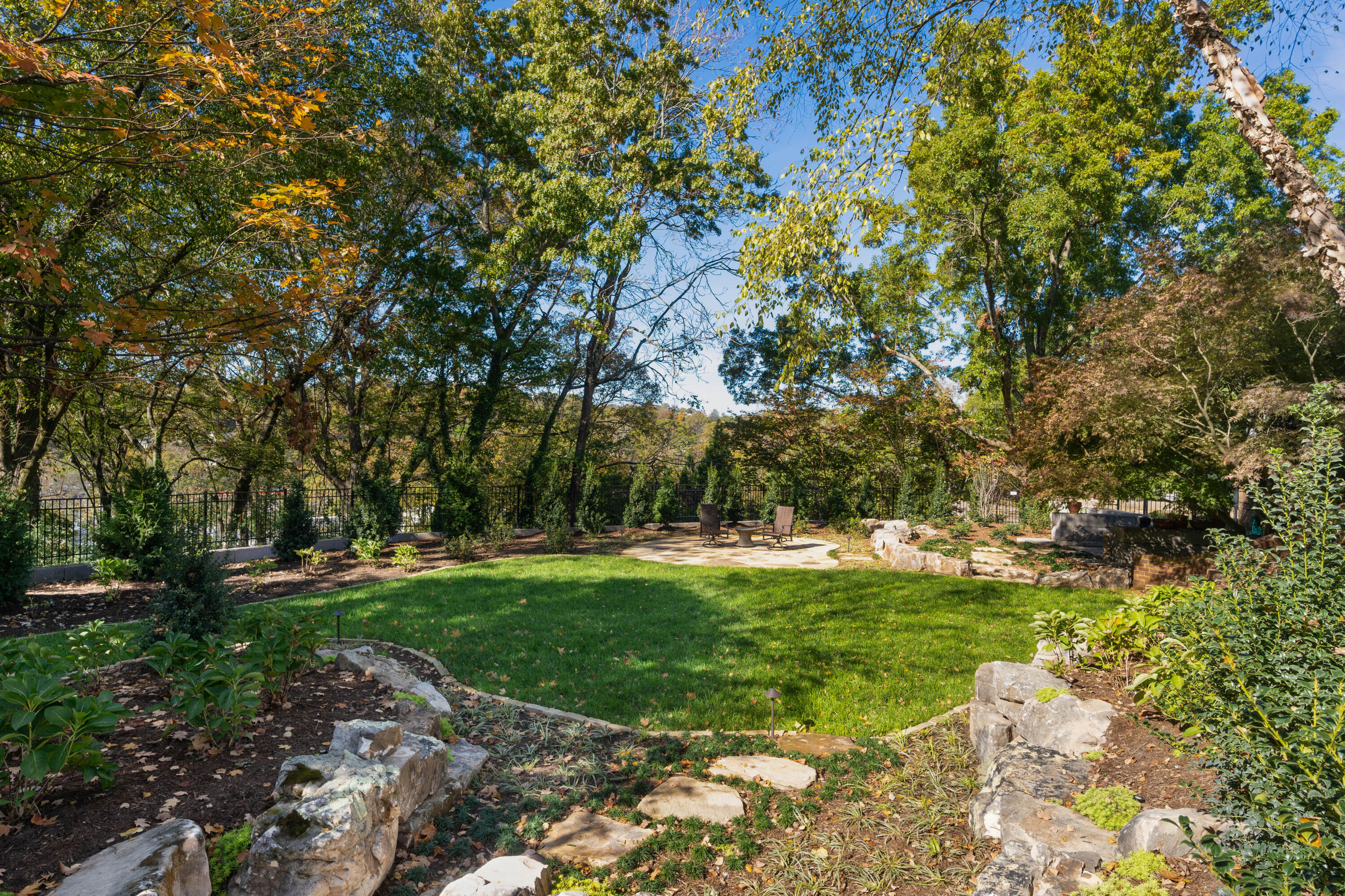 1508 Lyndhurst Drive