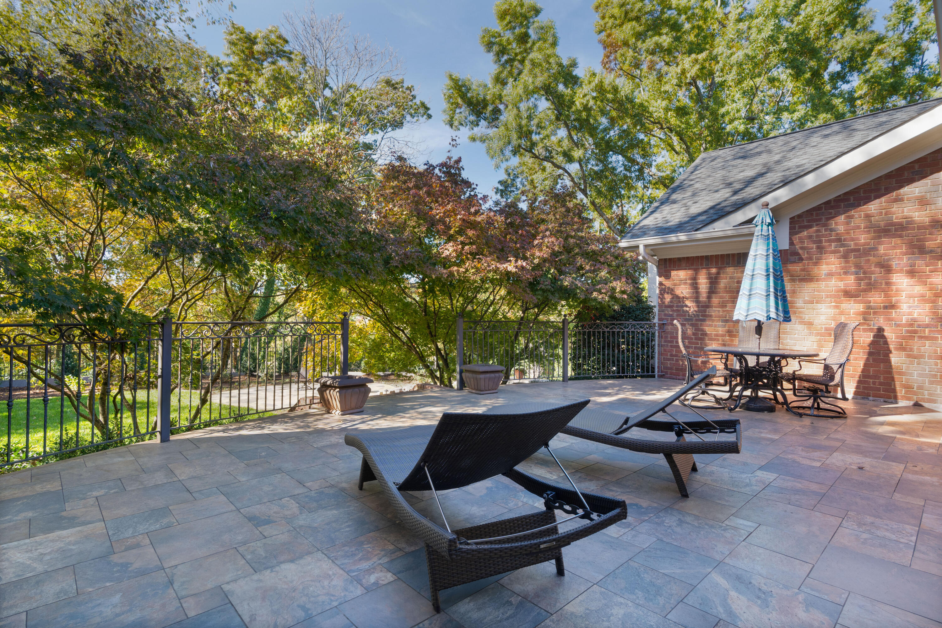 1508 Lyndhurst Drive