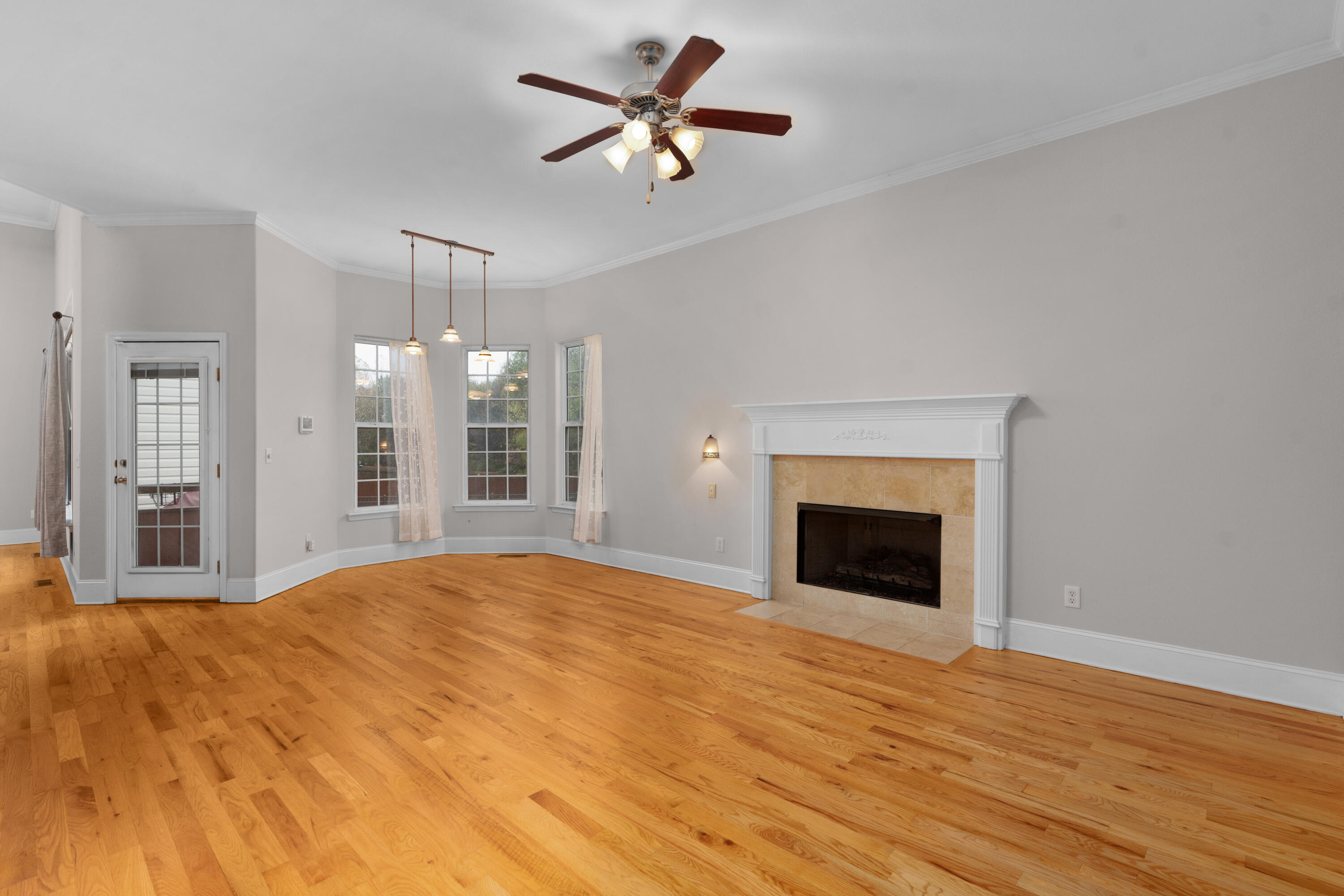 1542 Courtland Drive
