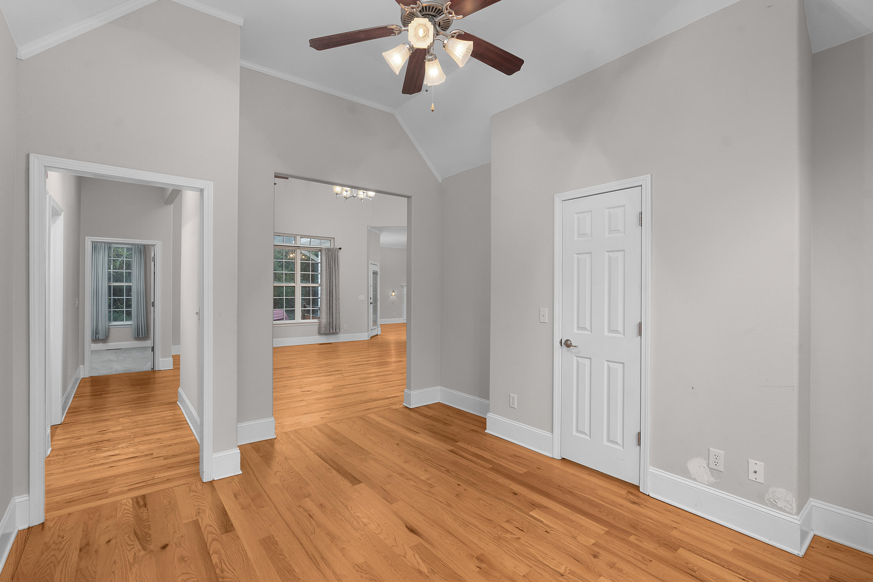 1542 Courtland Drive