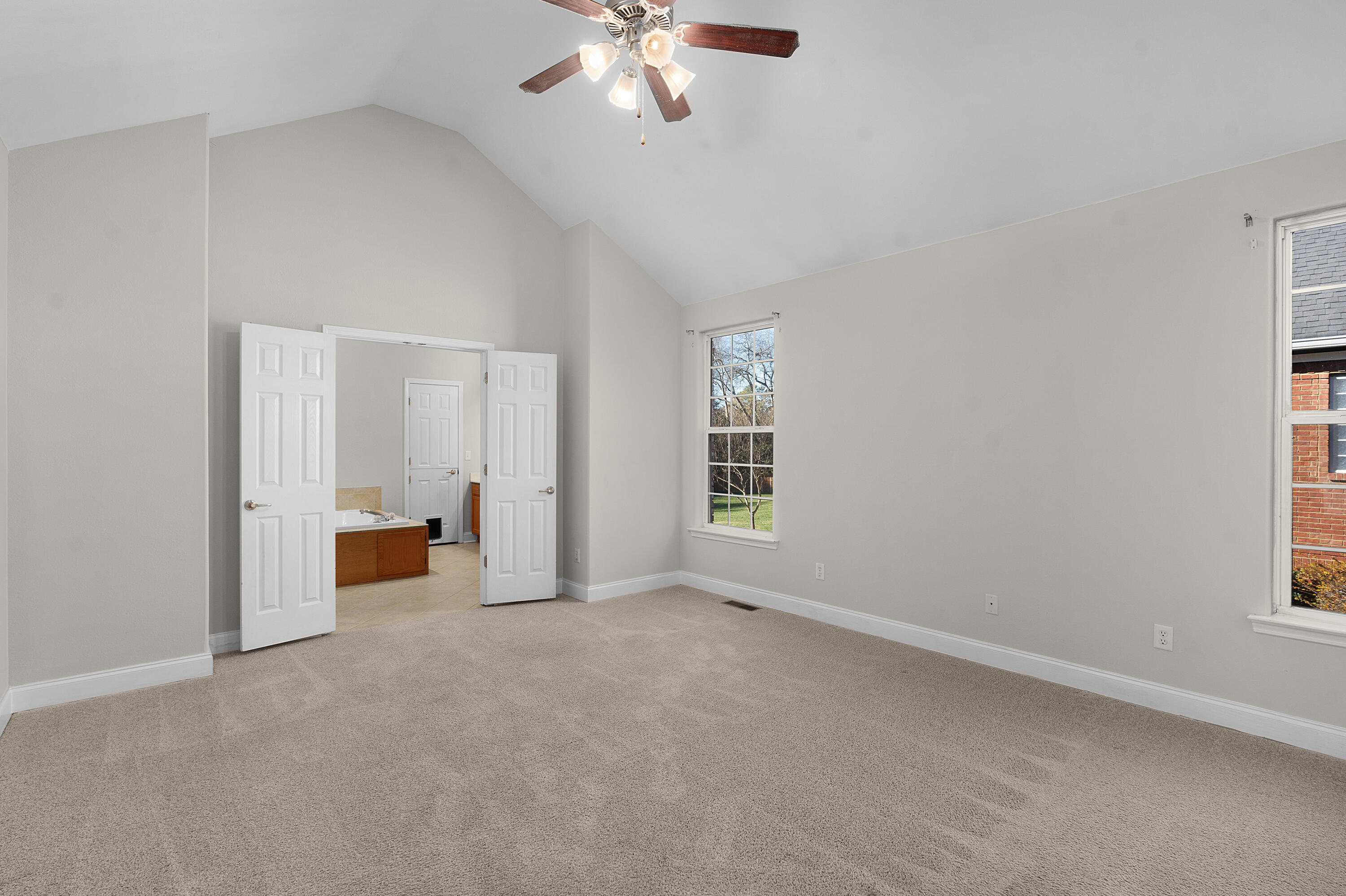 1542 Courtland Drive