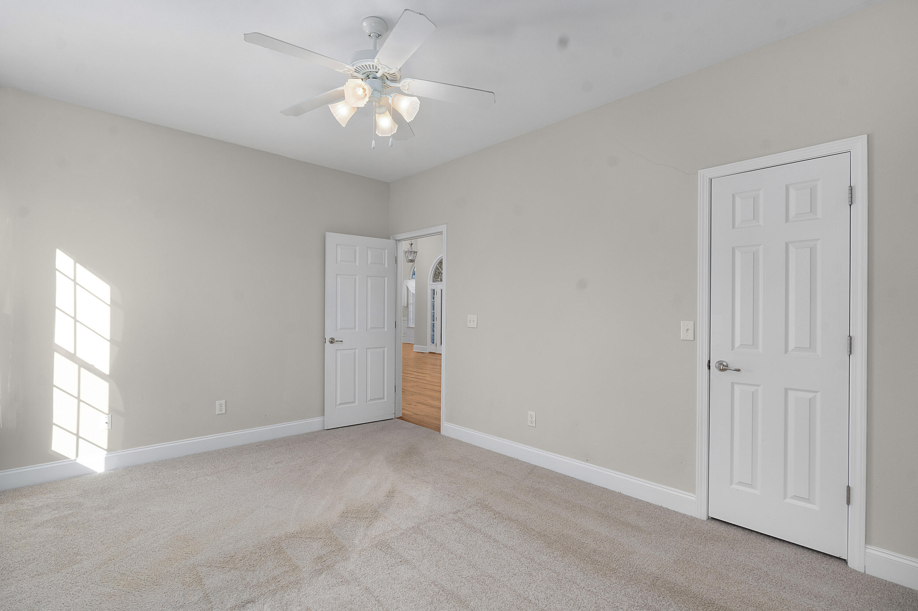 1542 Courtland Drive