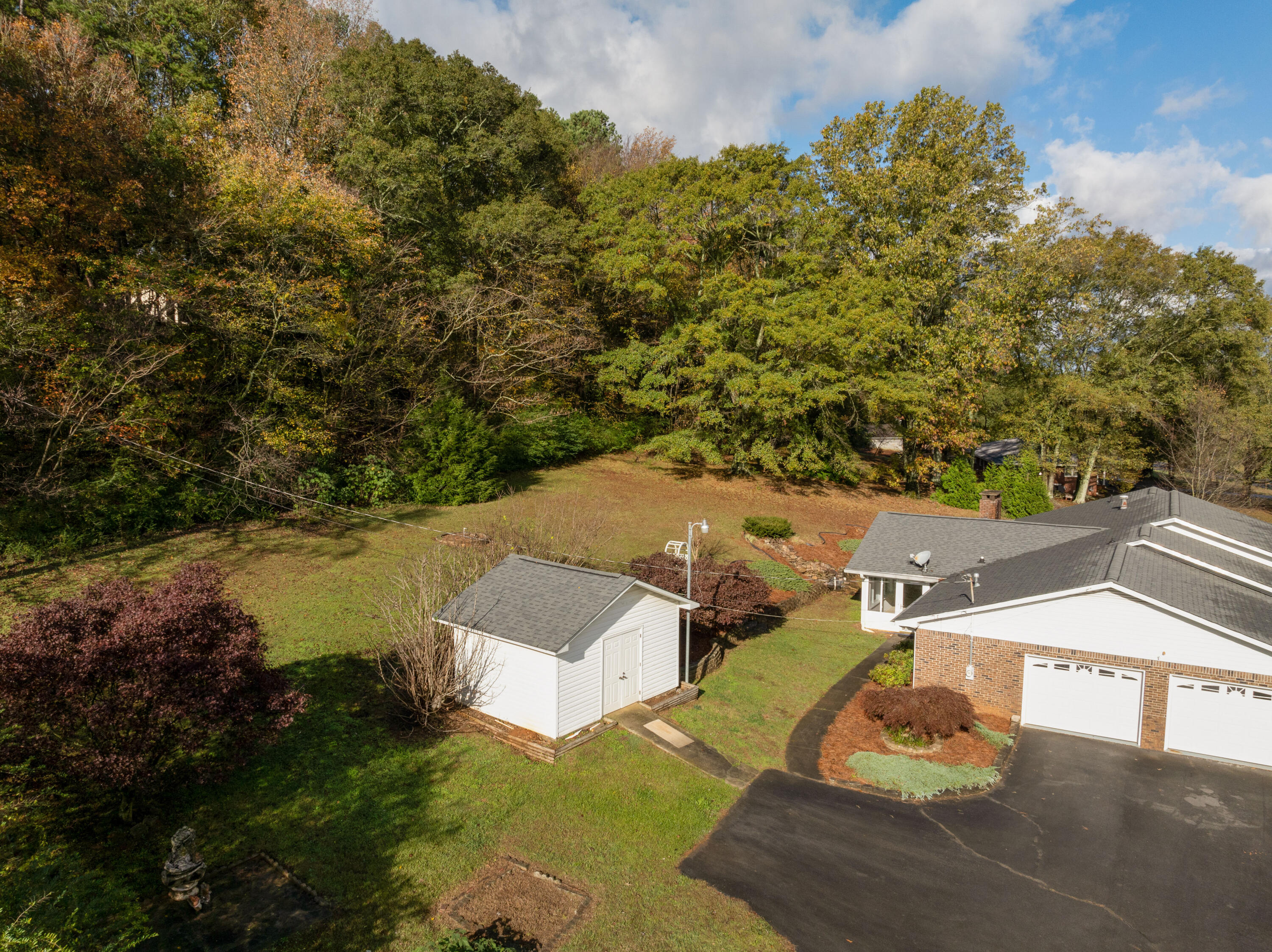 178 Quinton Drive SW