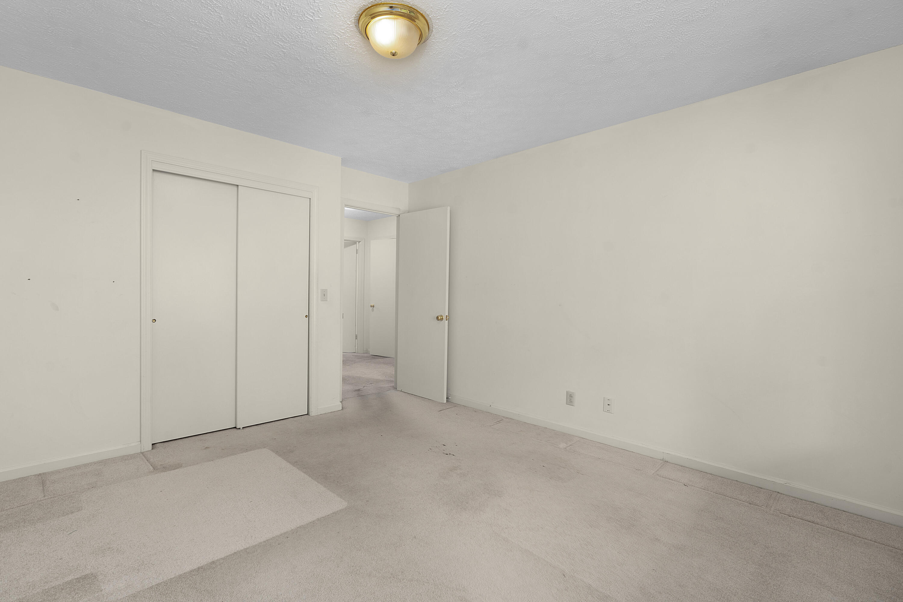 178 Quinton Drive SW