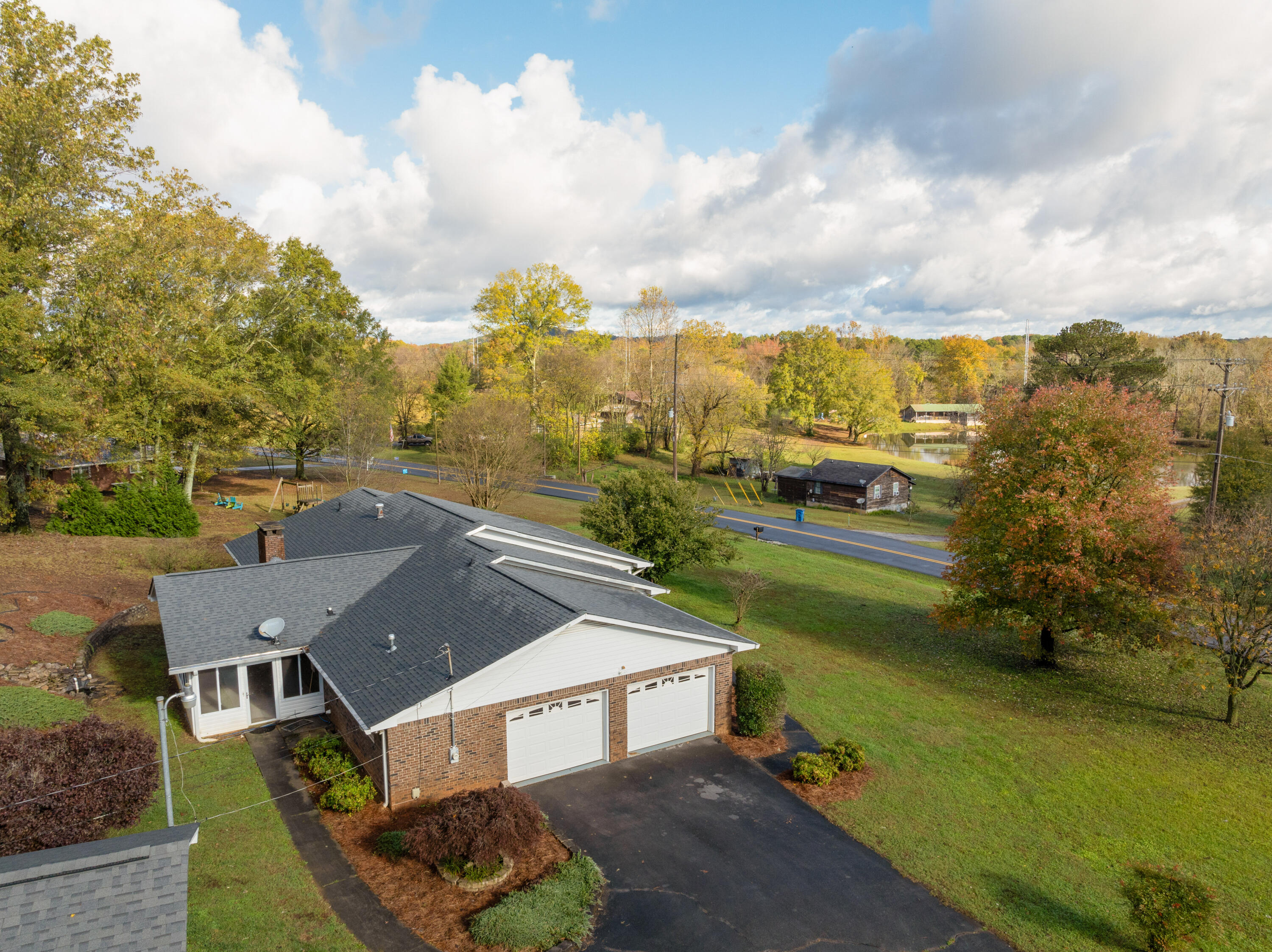 178 Quinton Drive SW