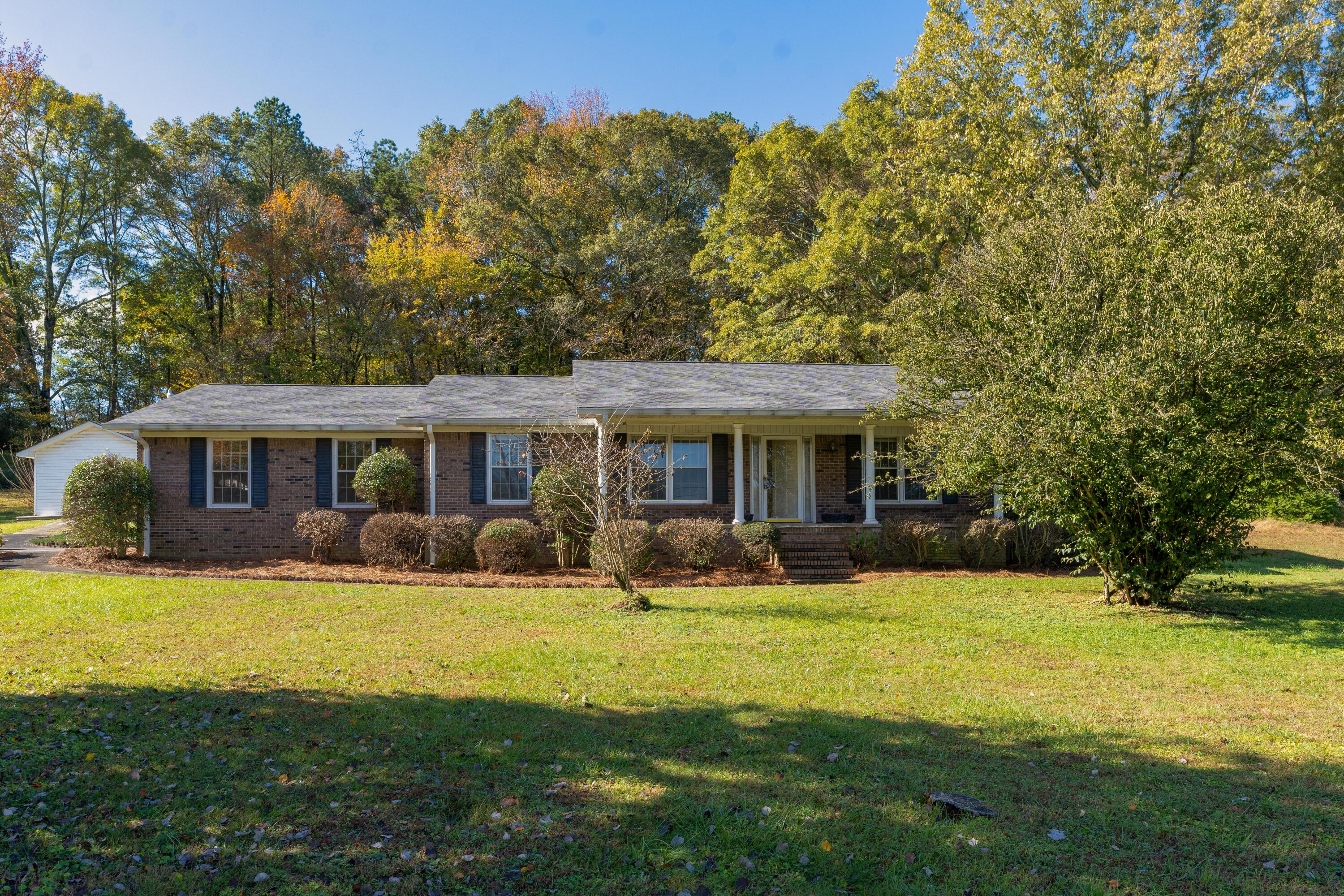 178 Quinton Drive SW