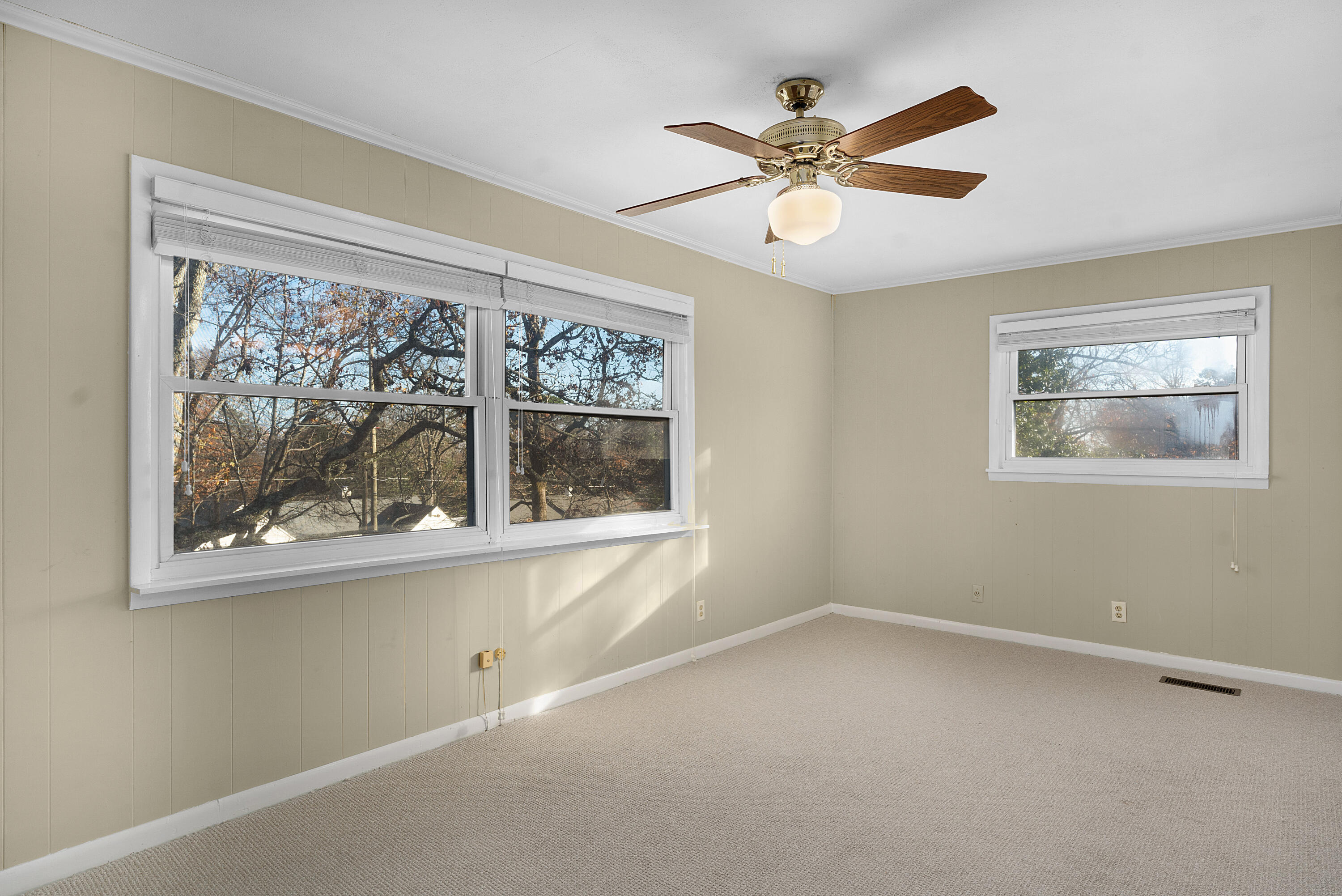 1206 Peter Pan Road
