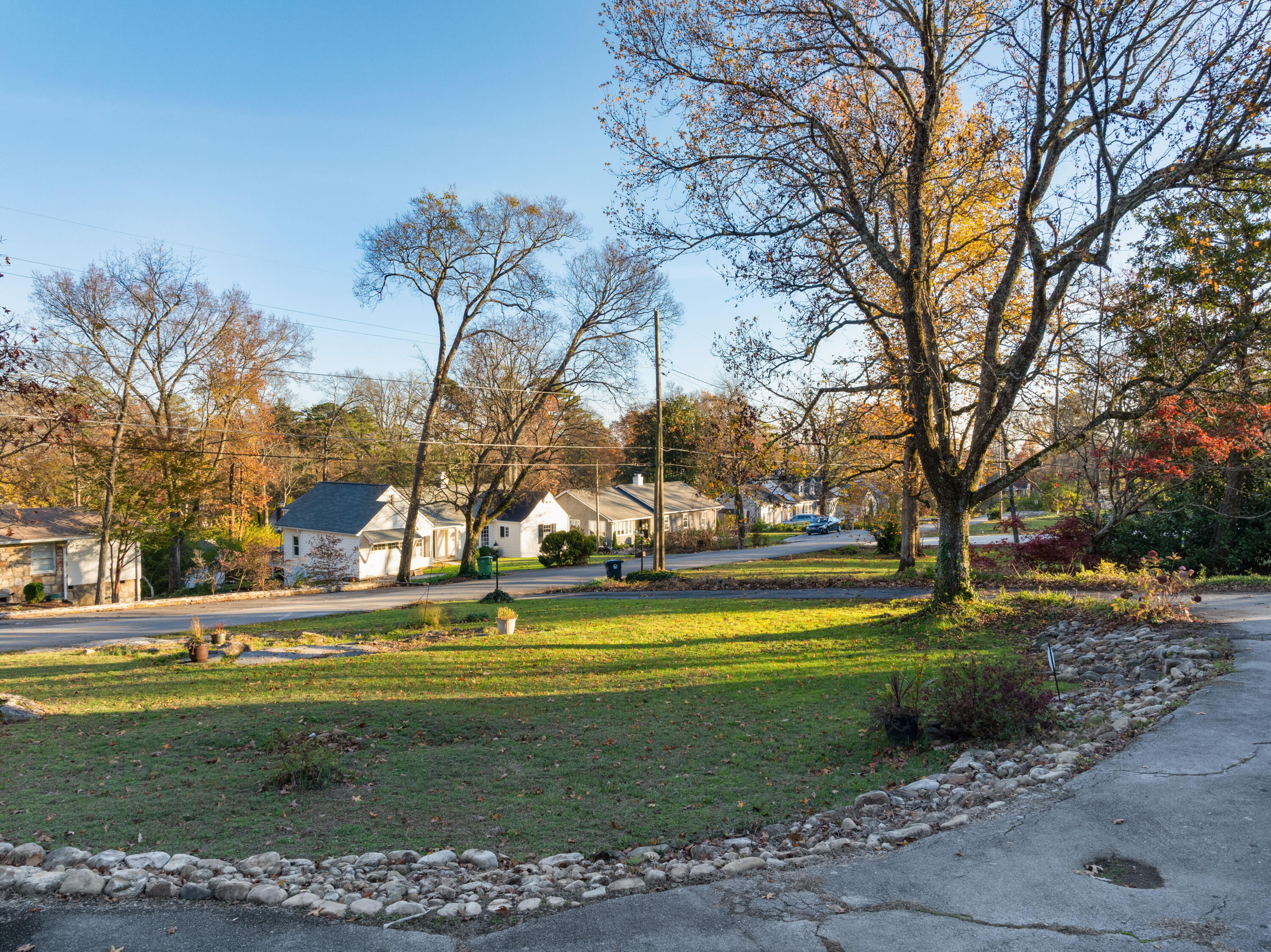 1206 Peter Pan Road
