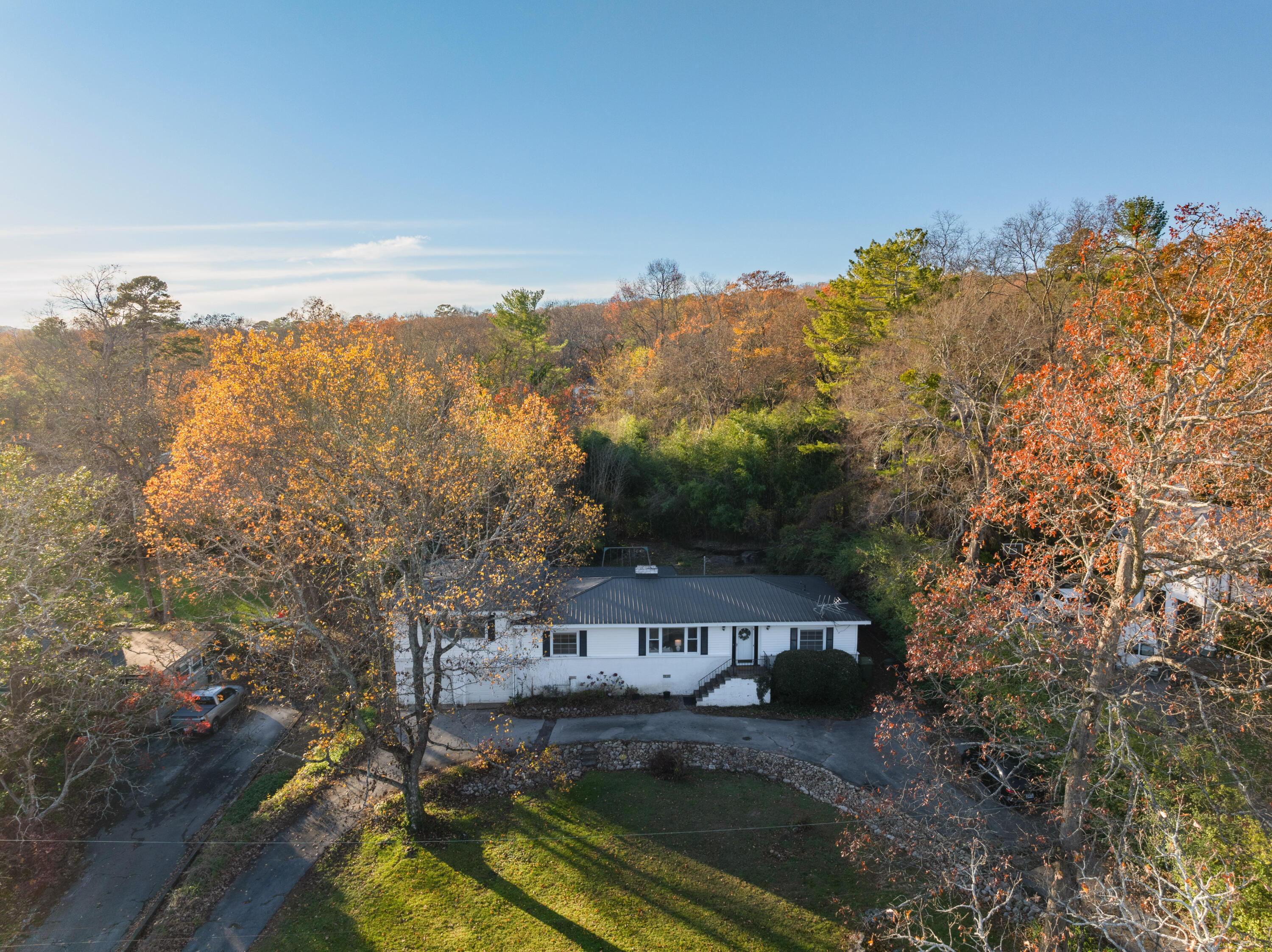 1206 Peter Pan Road