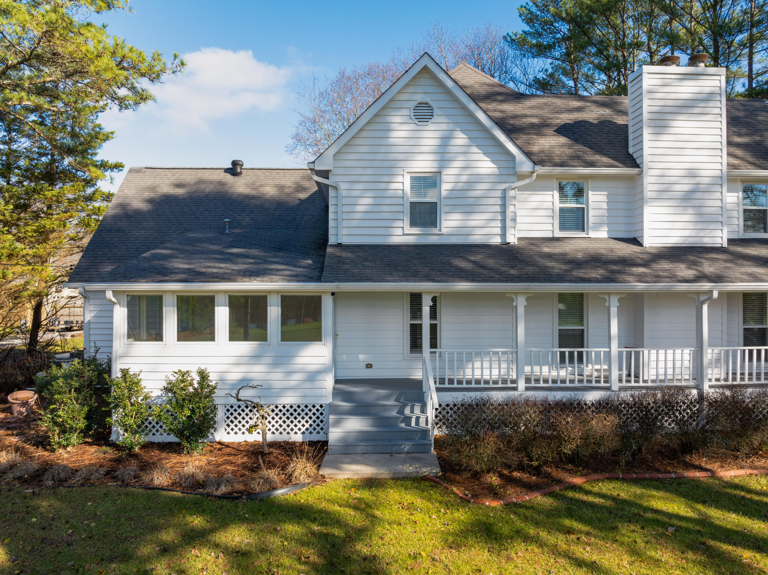 703 Hathaway Drive