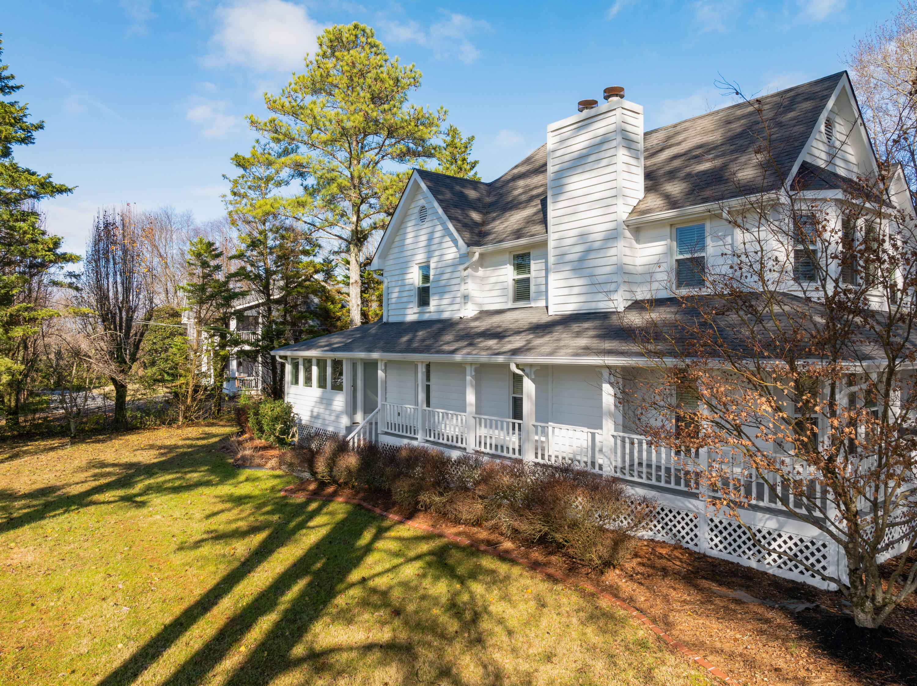 703 Hathaway Drive