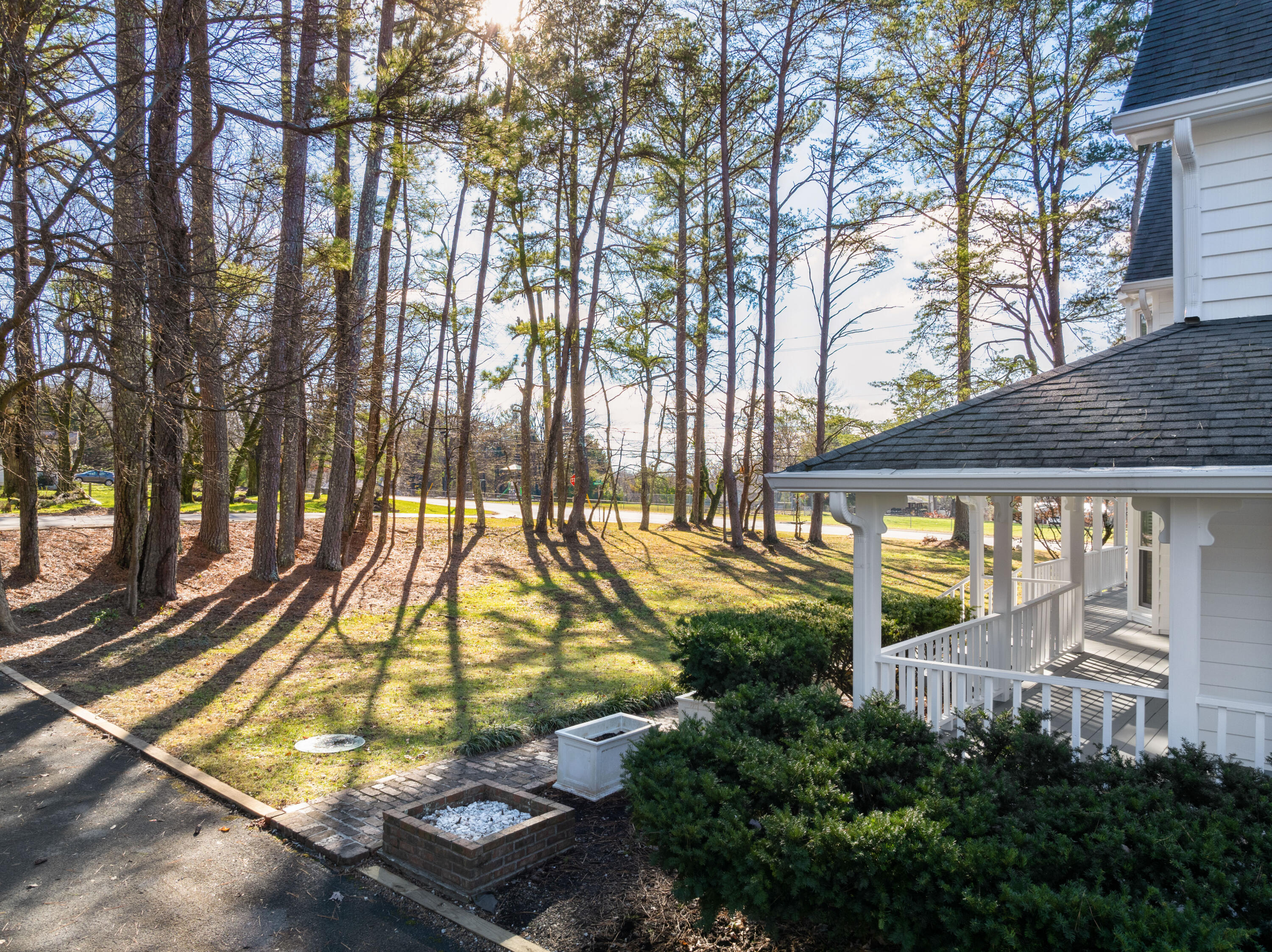 703 Hathaway Drive