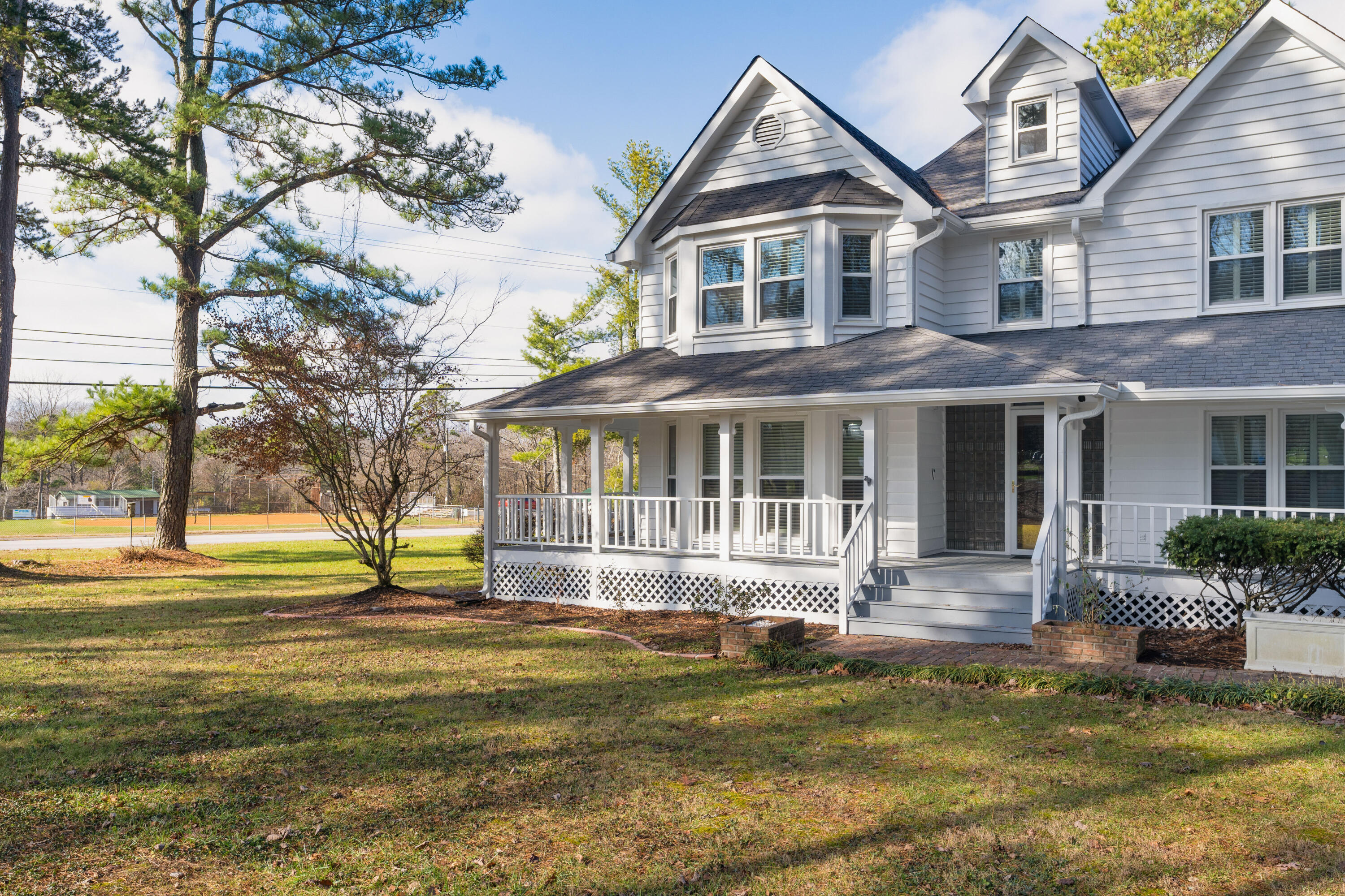 703 Hathaway Drive