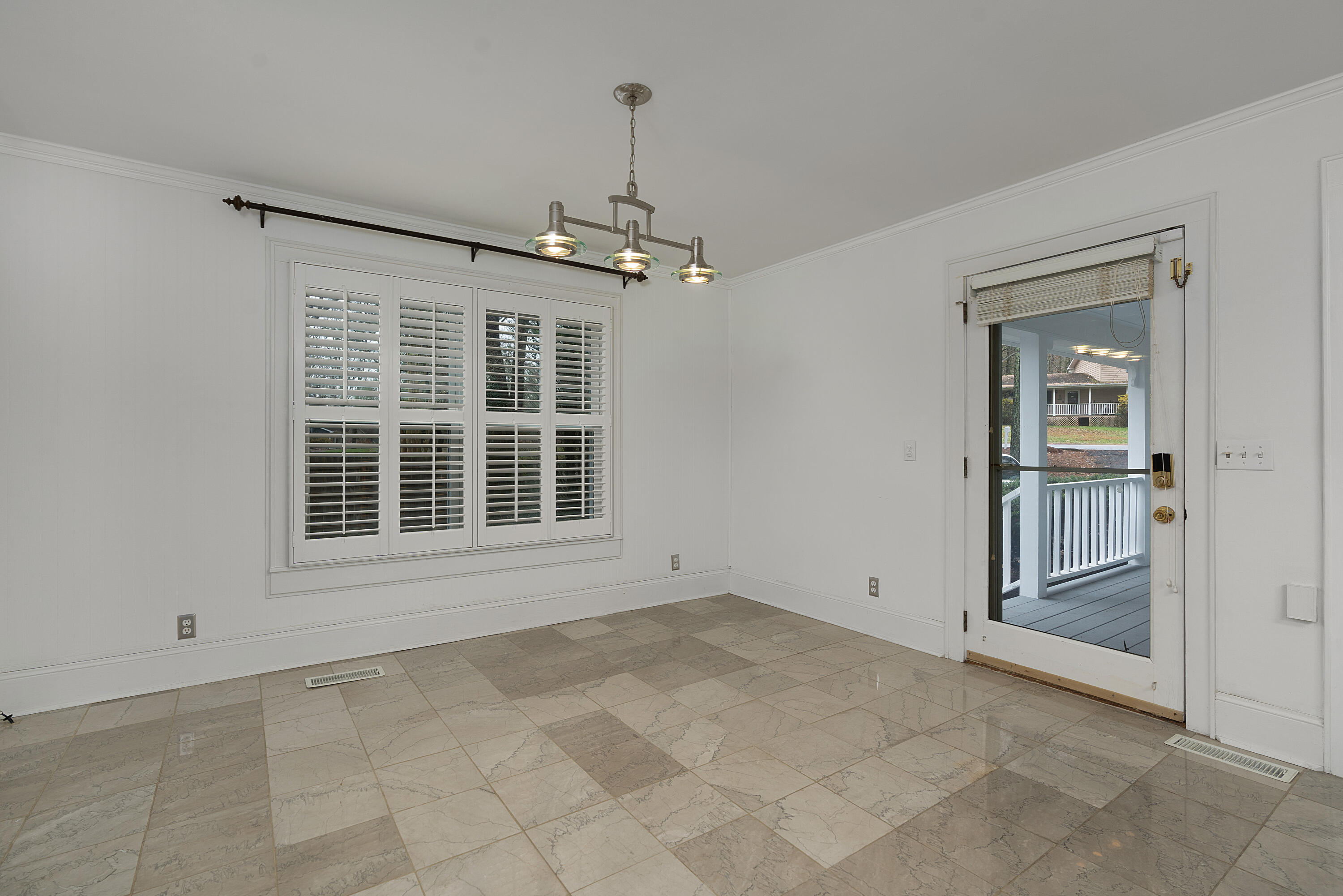 703 Hathaway Drive